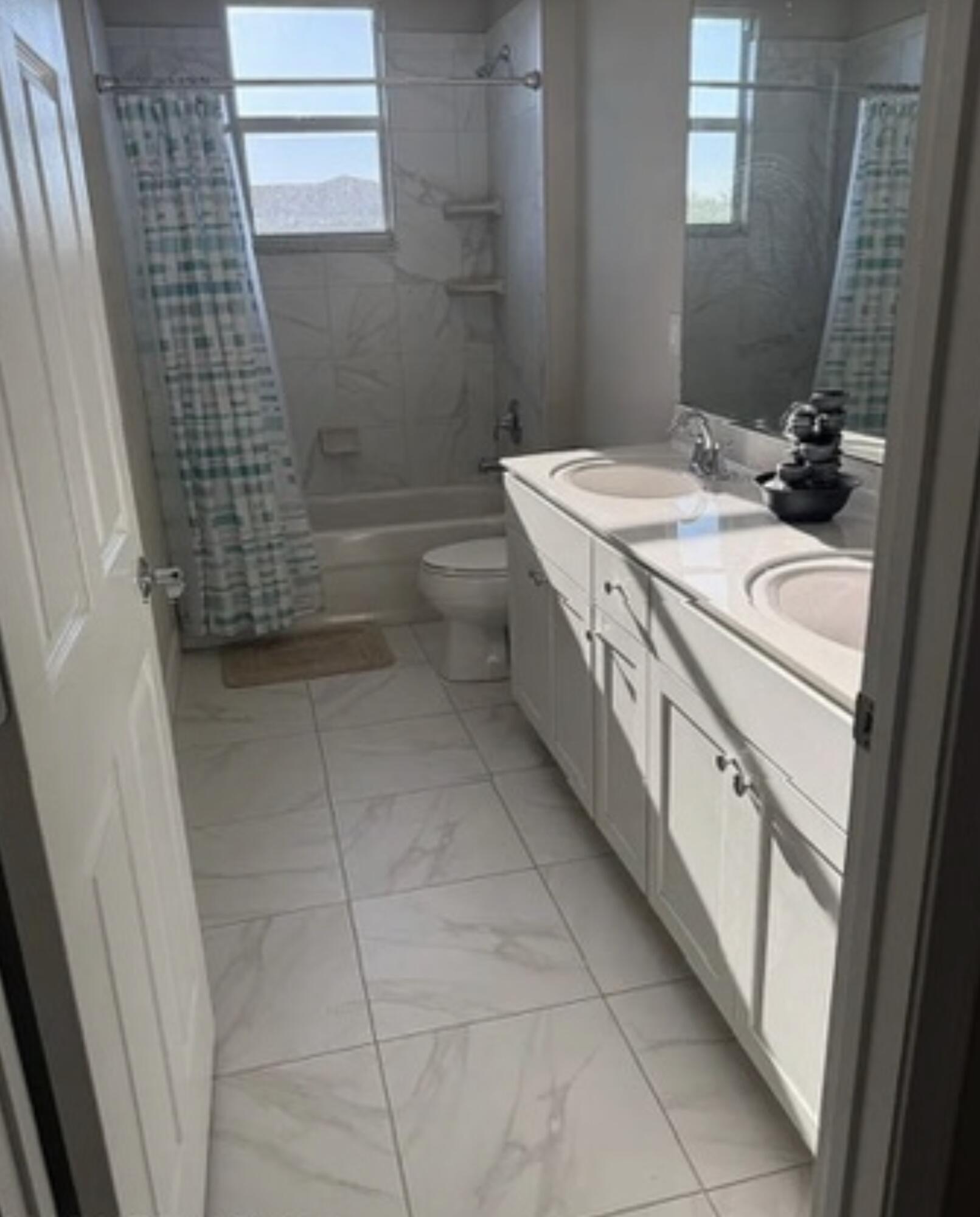 VIZCAYA FALLS PLAT 1 - Residential Lease