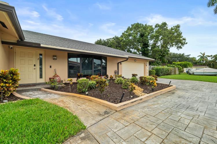 RIVER LANES - Residential