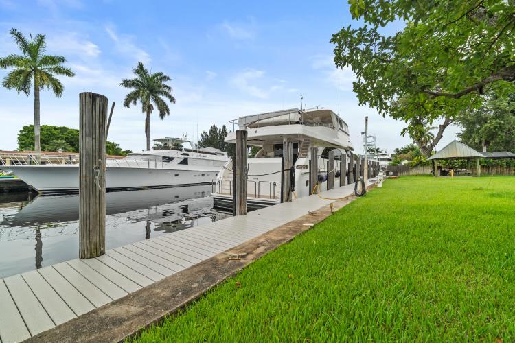 RIVER LANES - Residential