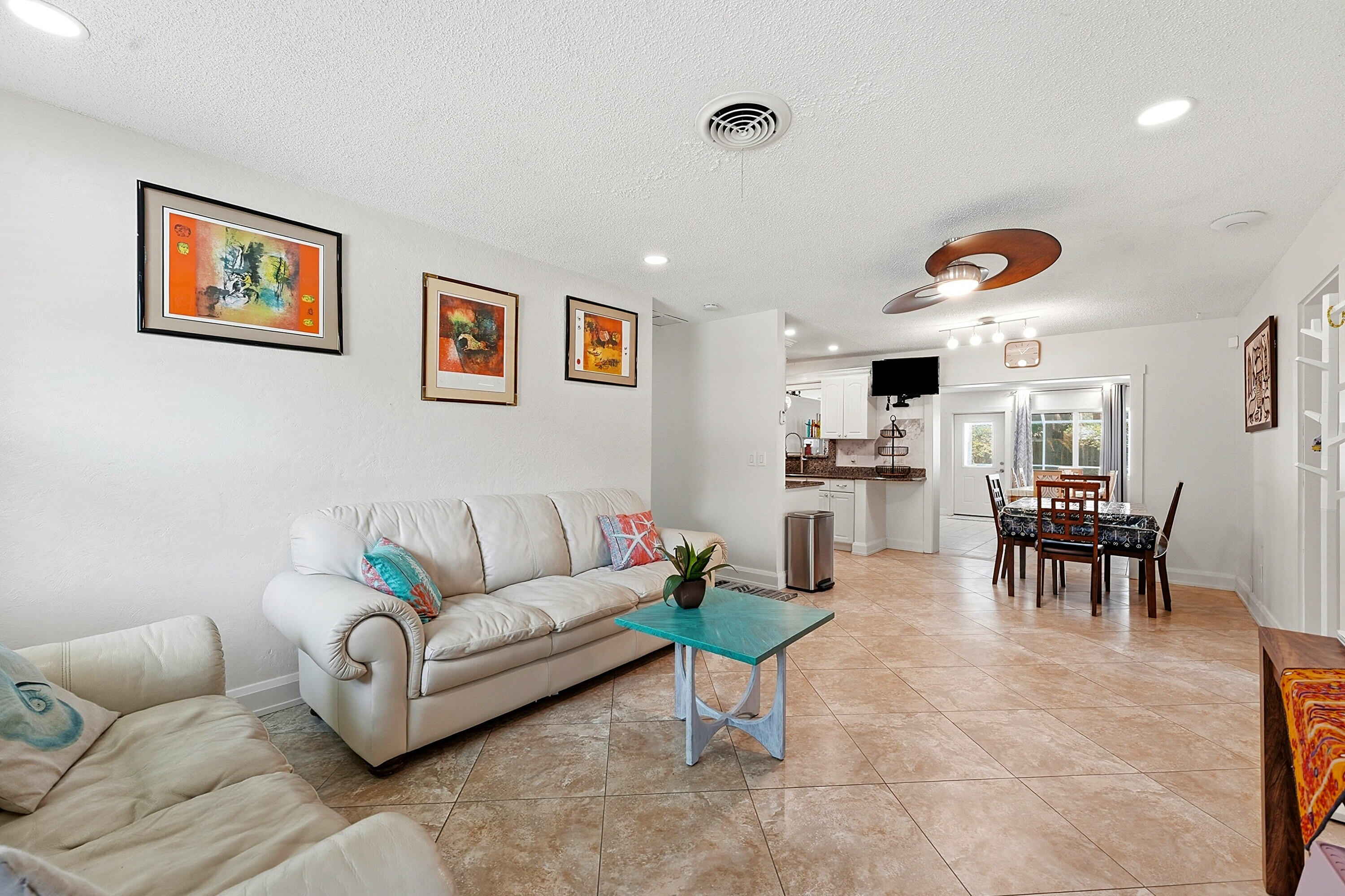 SAVANNA HIGHLANDS - Residential