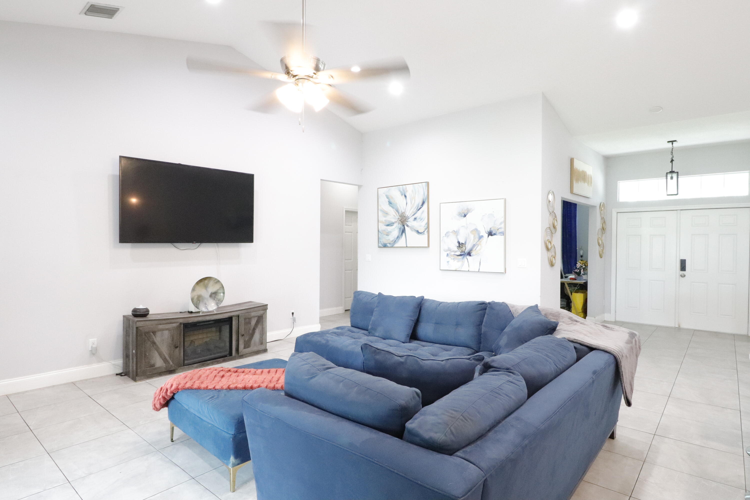 PORT ST LUCIE SECTION 27 - Residential