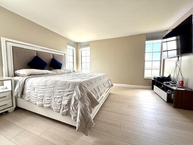 NO 22 PALM-AIRE COUNTRY CLUB - Residential