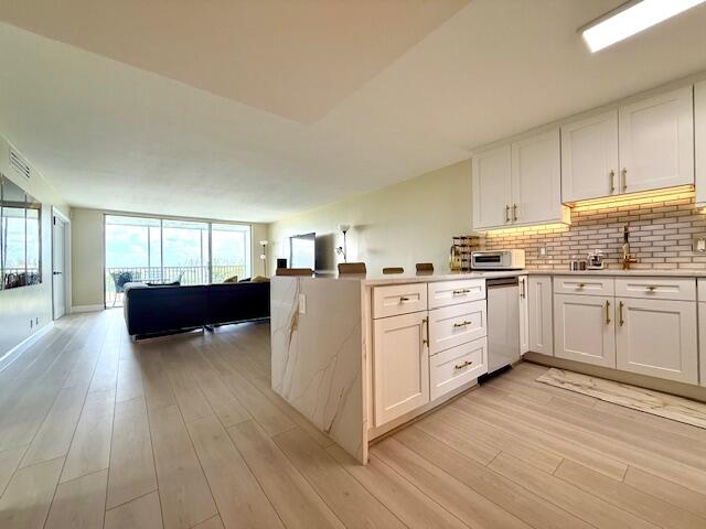 NO 22 PALM-AIRE COUNTRY CLUB - Residential