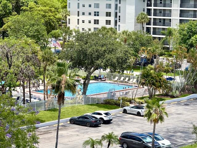 NO 22 PALM-AIRE COUNTRY CLUB - Residential