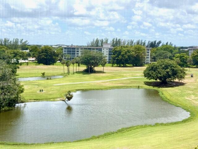 NO 22 PALM-AIRE COUNTRY CLUB - Residential