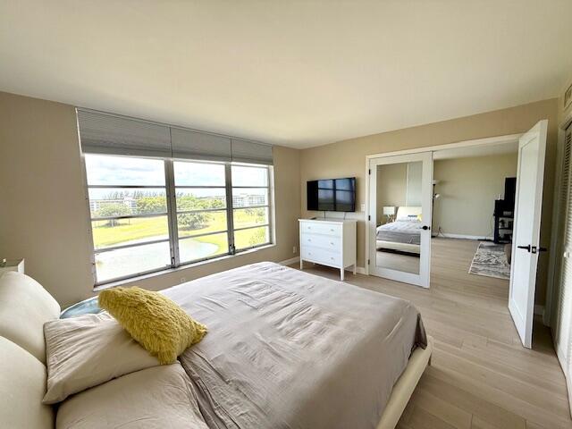 NO 22 PALM-AIRE COUNTRY CLUB - Residential