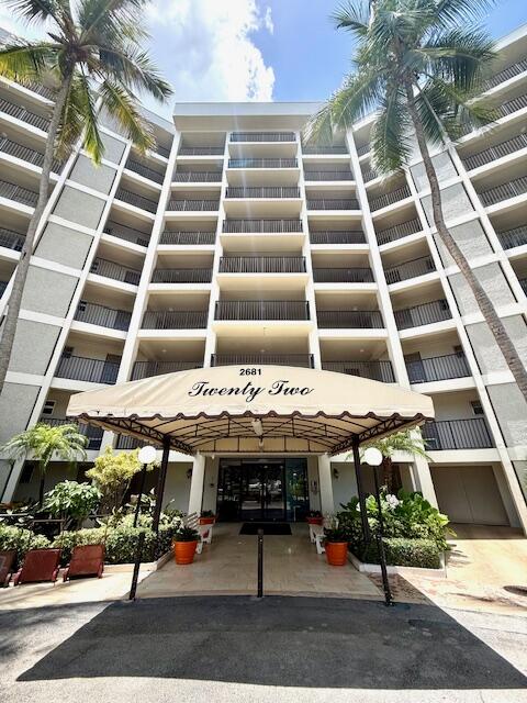 NO 22 PALM-AIRE COUNTRY CLUB - Residential