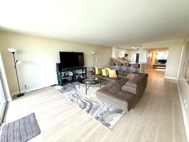 NO 22 PALM-AIRE COUNTRY CLUB - Residential