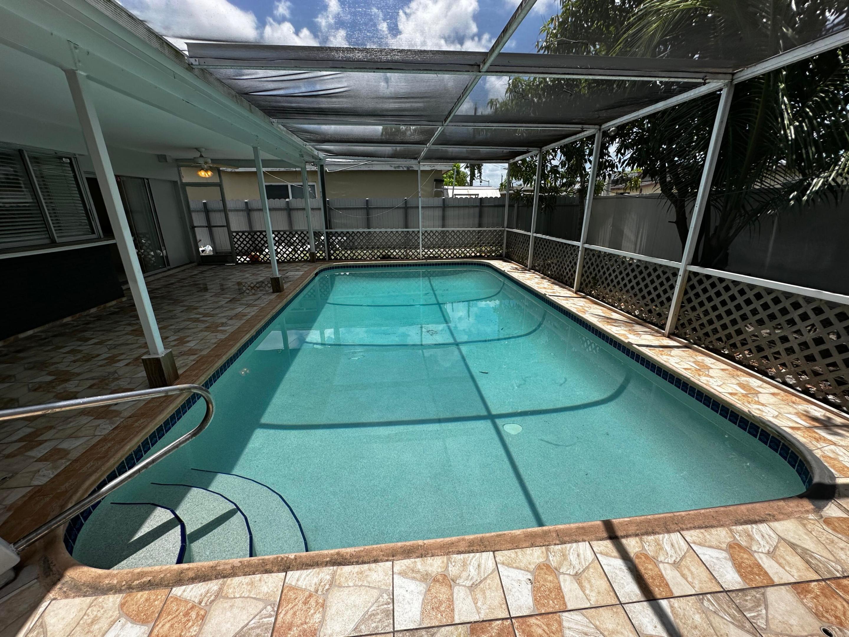 MIRAMAR PARK FOURTH ADD - Residential Lease