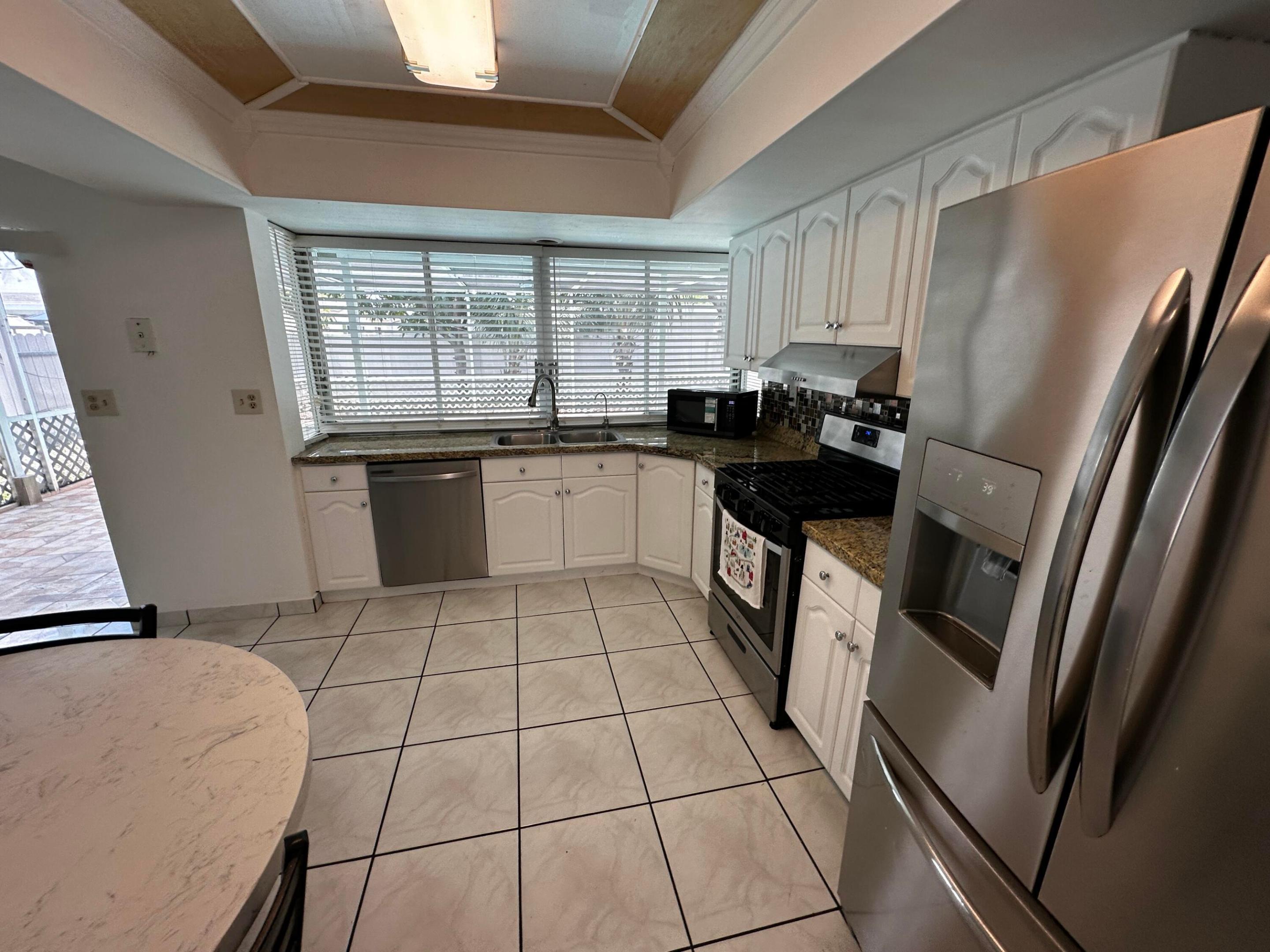 MIRAMAR PARK FOURTH ADD - Residential Lease
