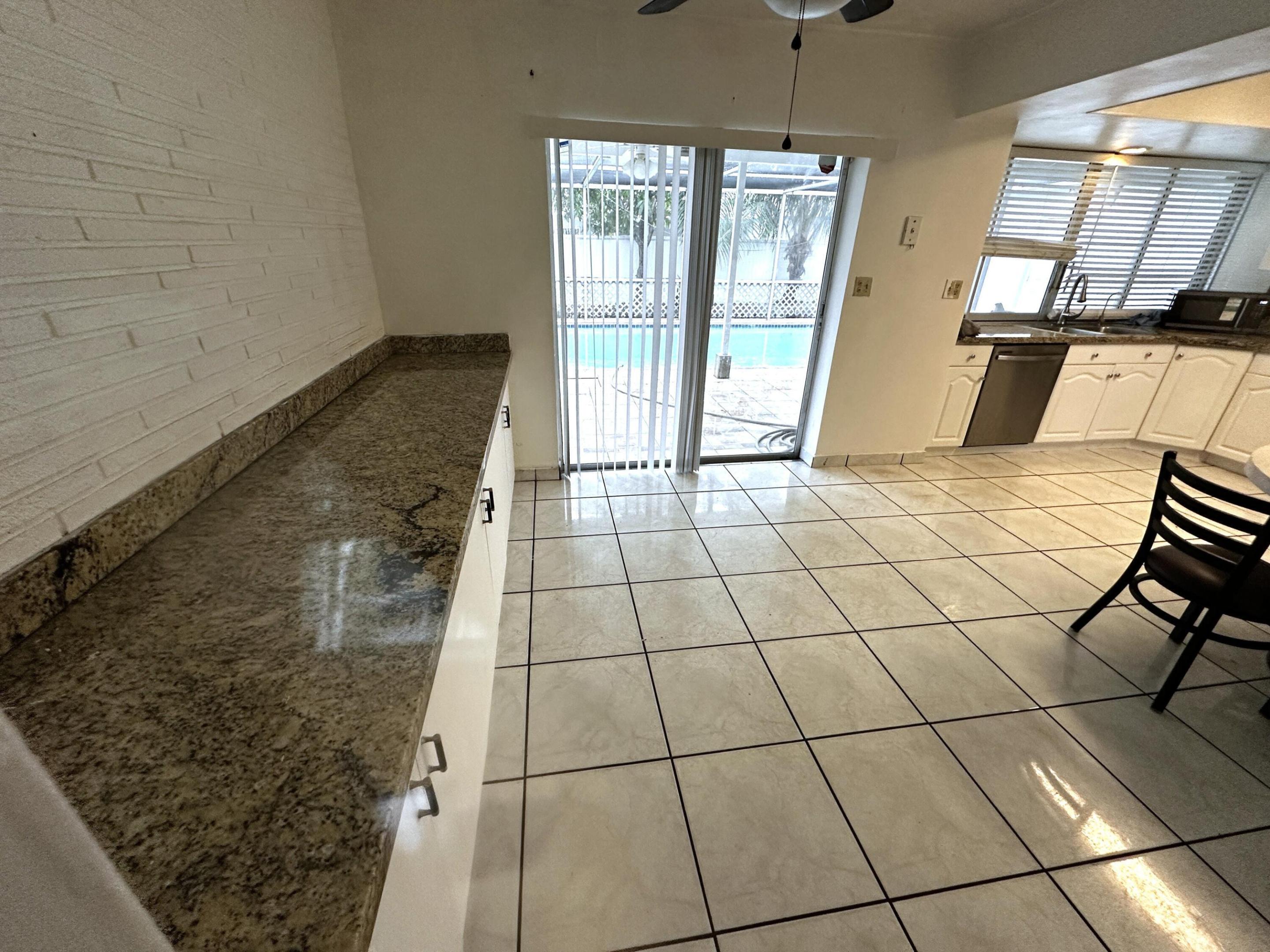 MIRAMAR PARK FOURTH ADD - Residential Lease