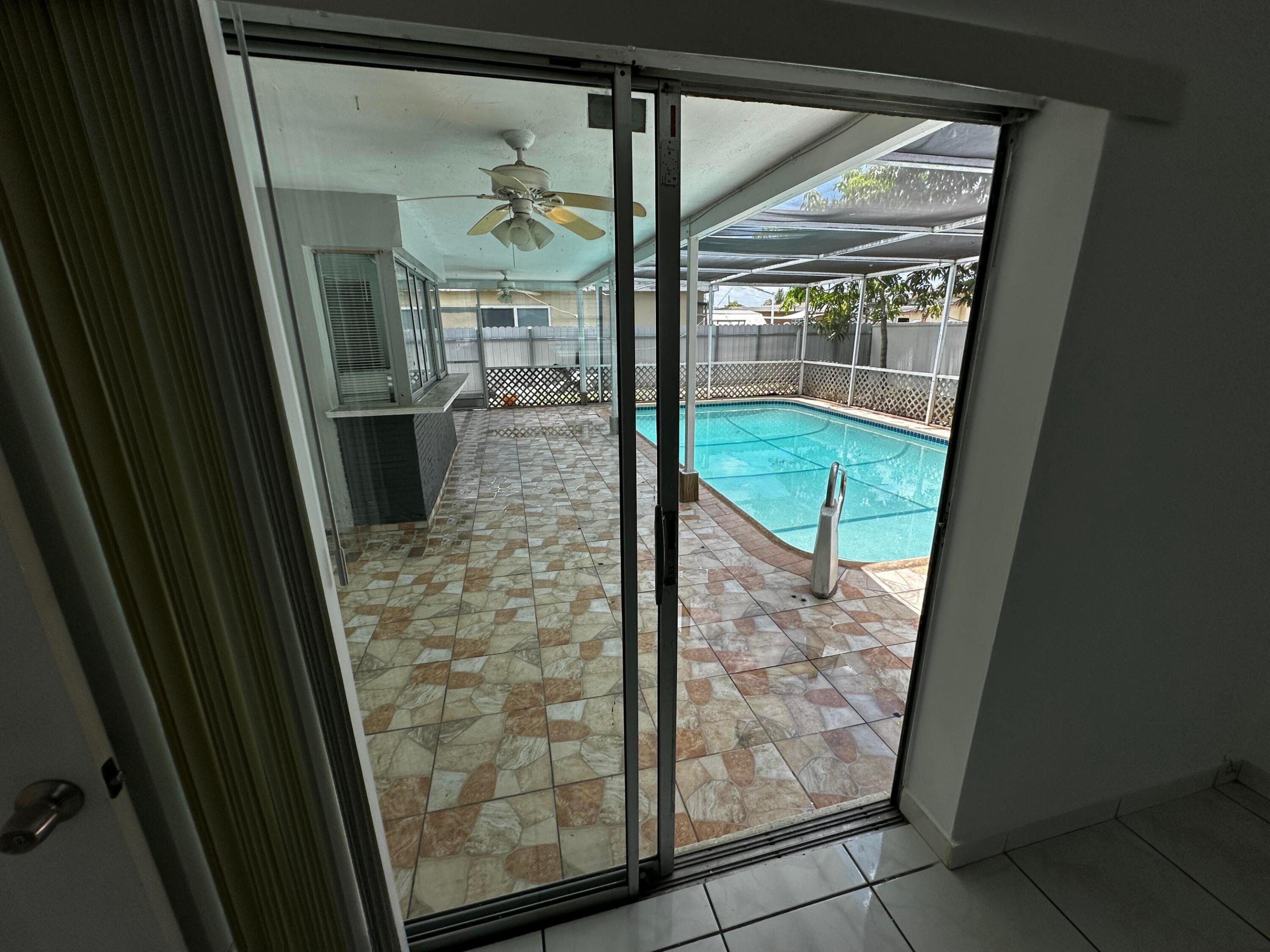 MIRAMAR PARK FOURTH ADD - Residential Lease