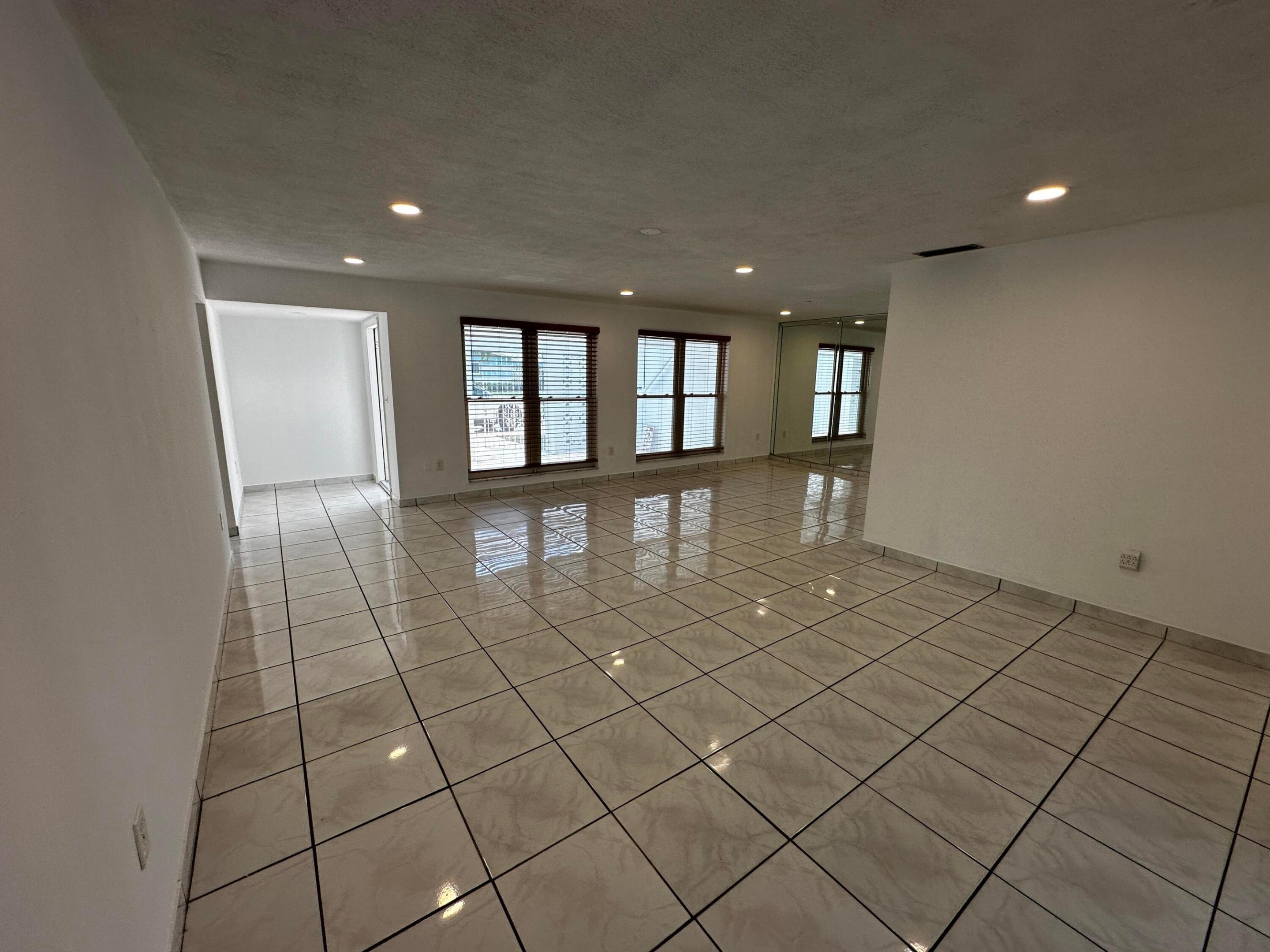 MIRAMAR PARK FOURTH ADD - Residential Lease