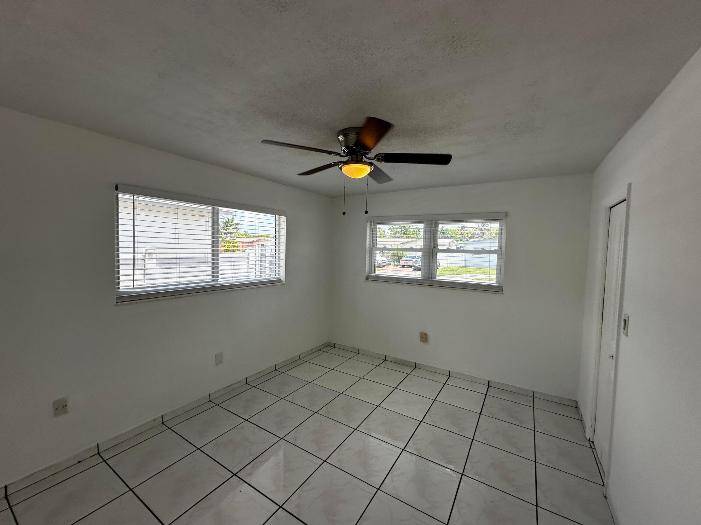 MIRAMAR PARK FOURTH ADD - Residential Lease