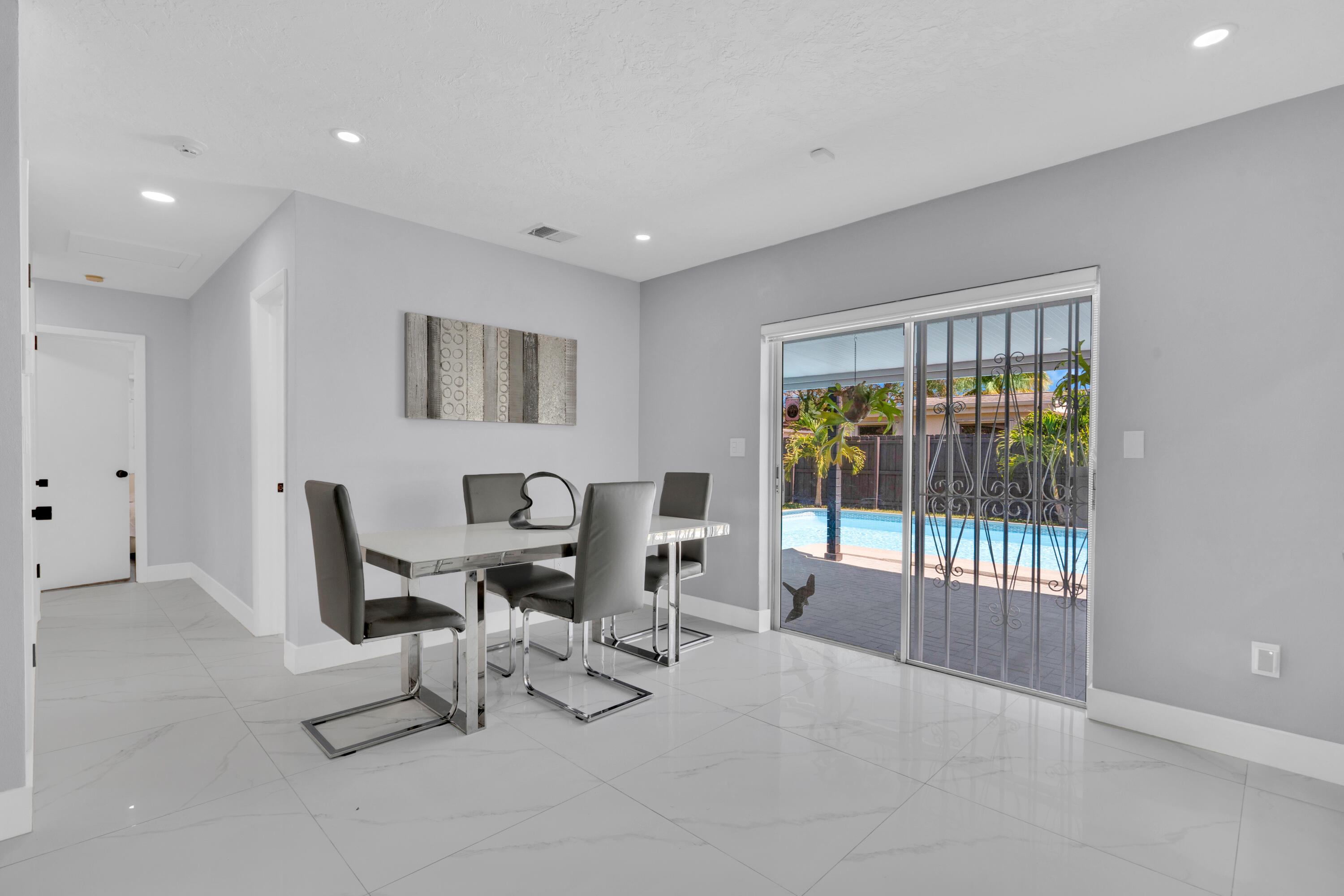 WHISPERING PINES PARK - Residential