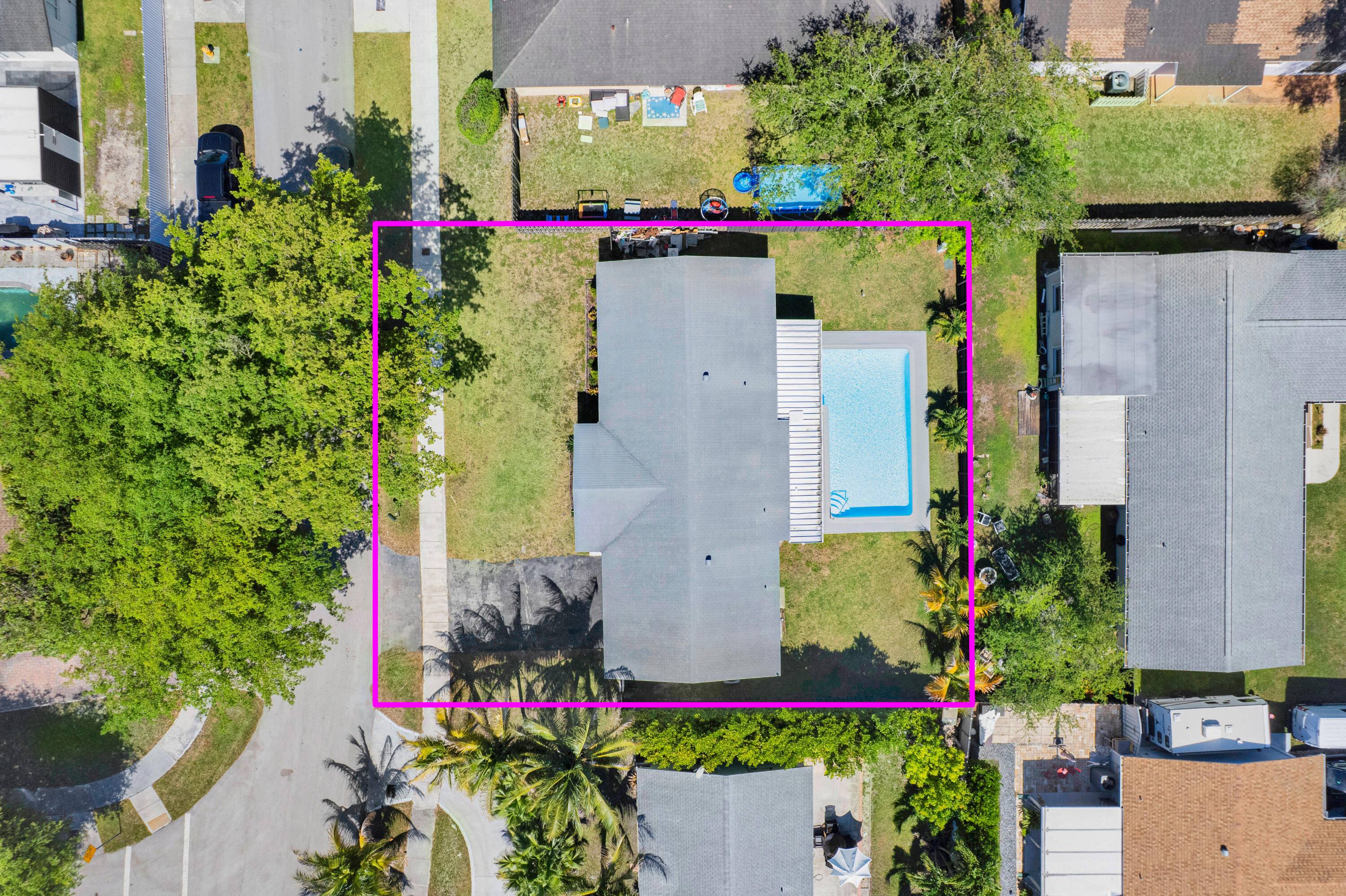 WHISPERING PINES PARK - Residential