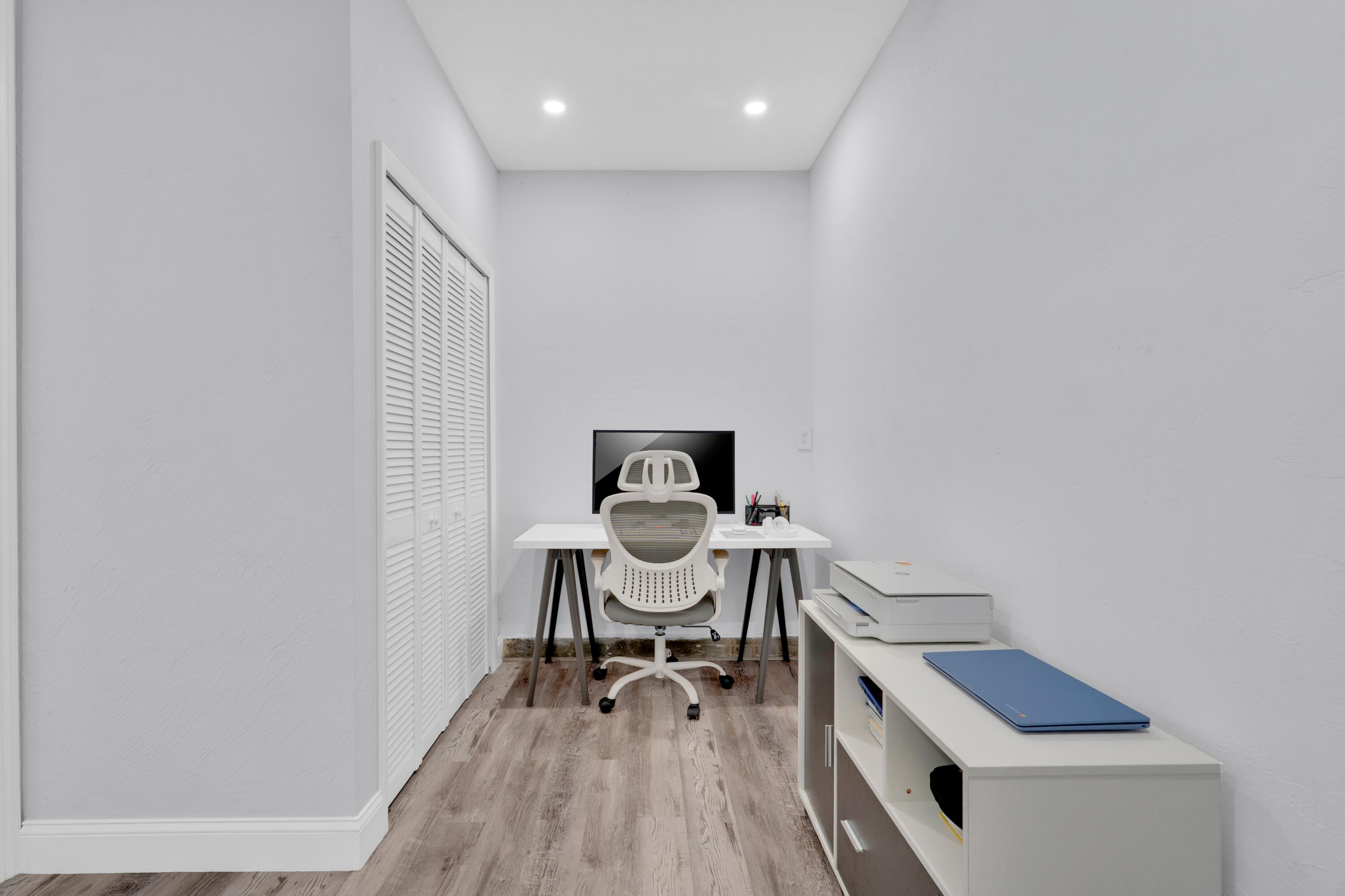 WHISPERING PINES PARK - Residential