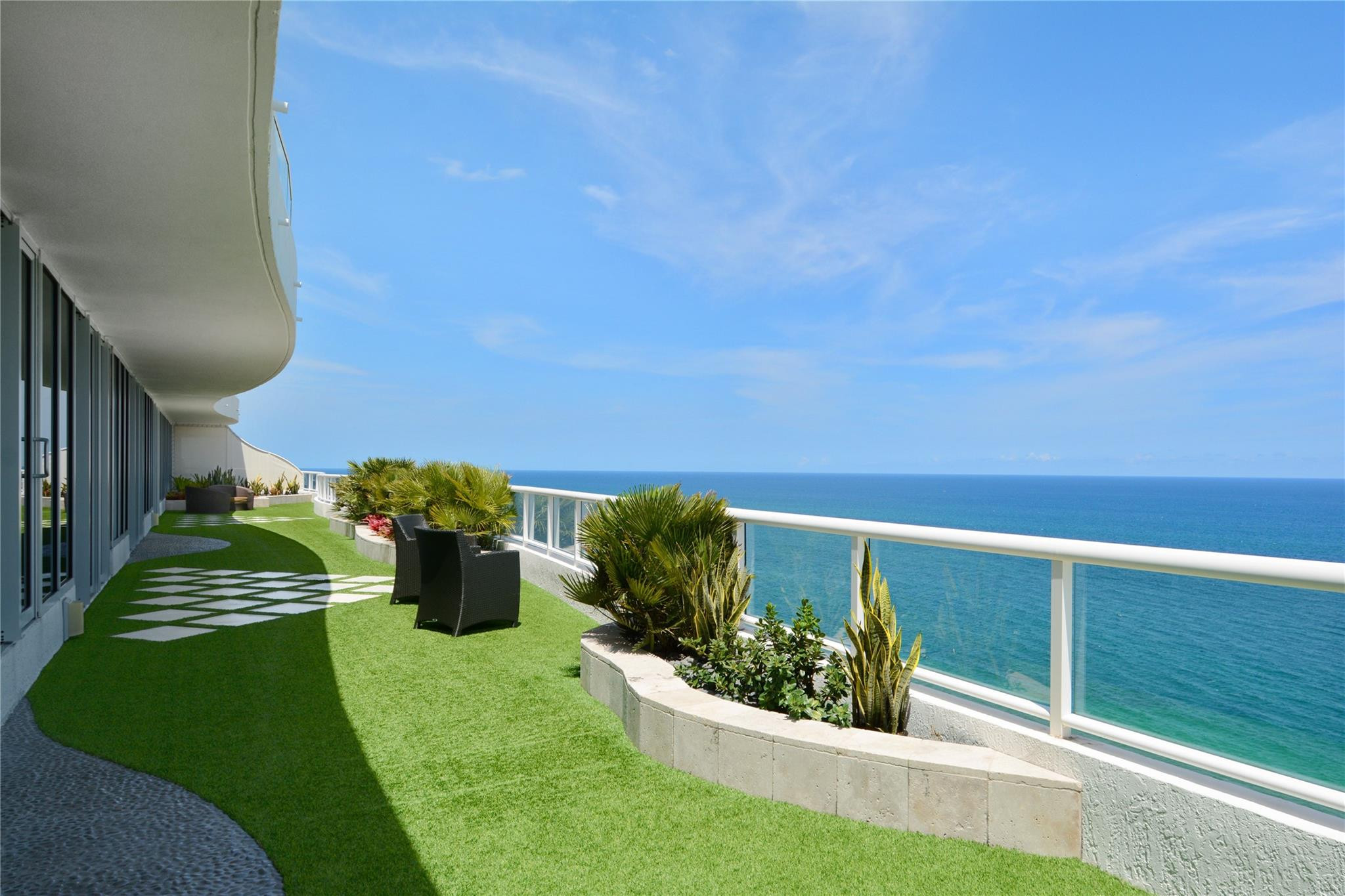 Ritz Carlton - Residential