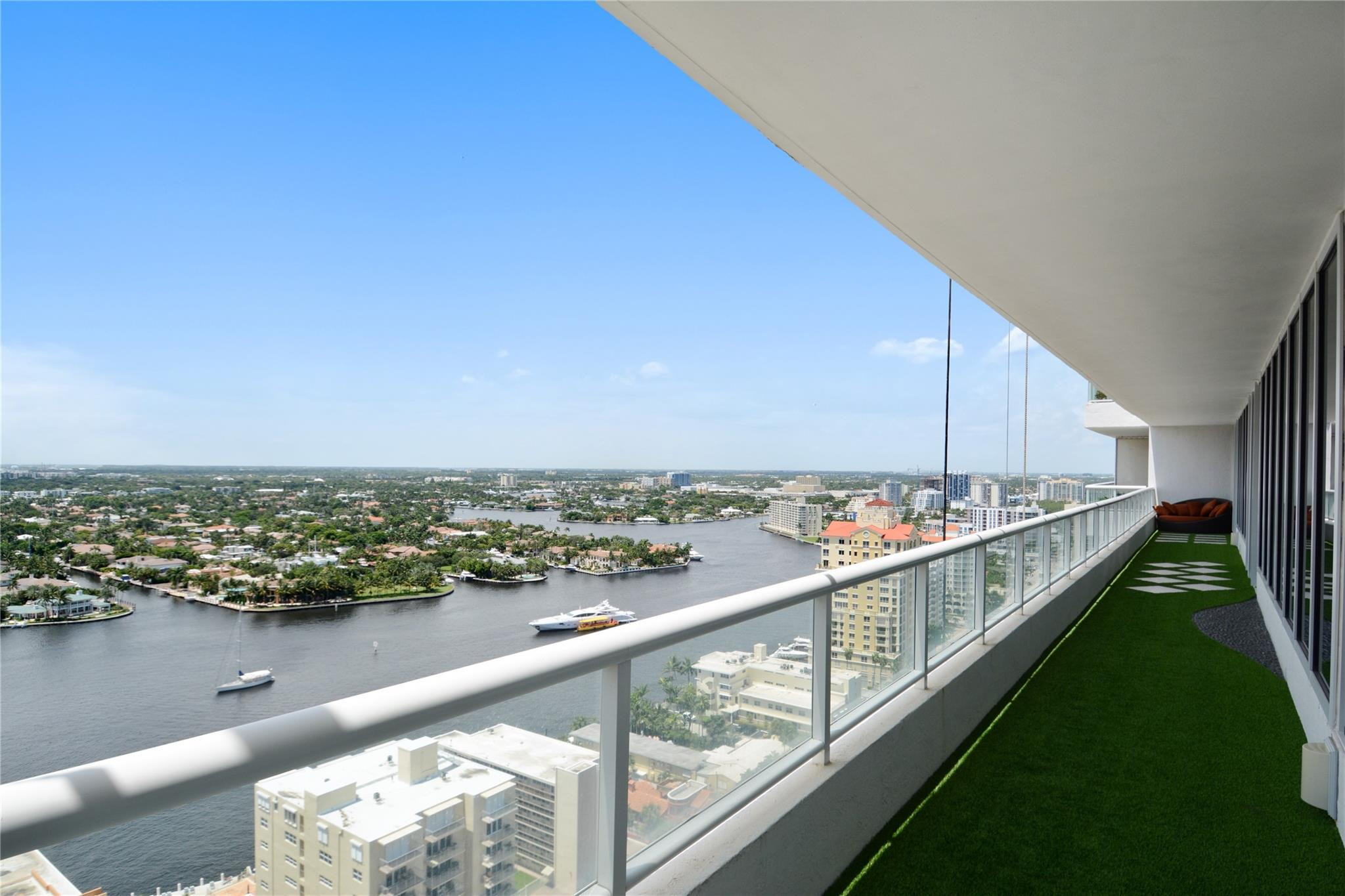 Ritz Carlton - Residential