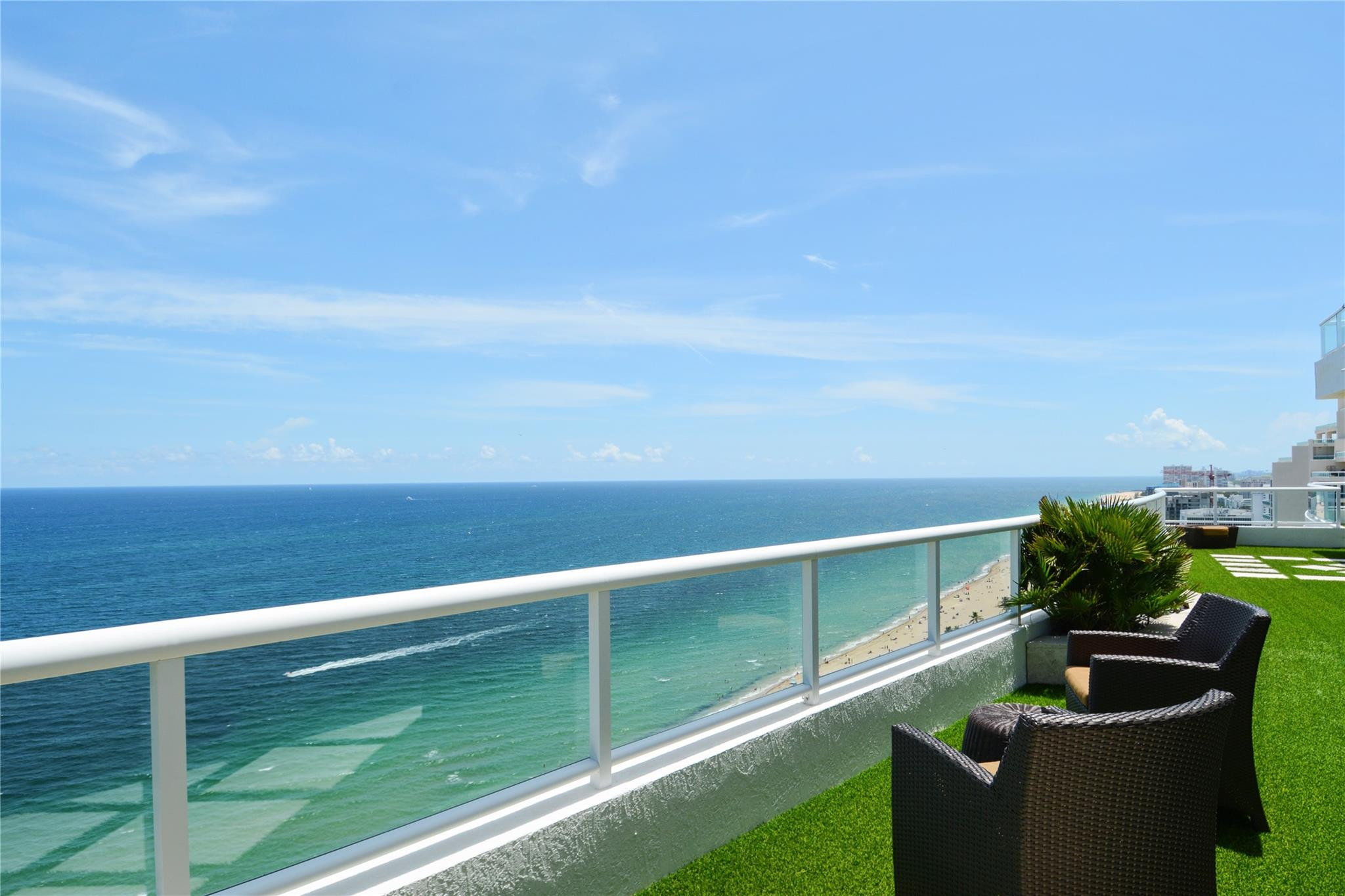 Ritz Carlton - Residential