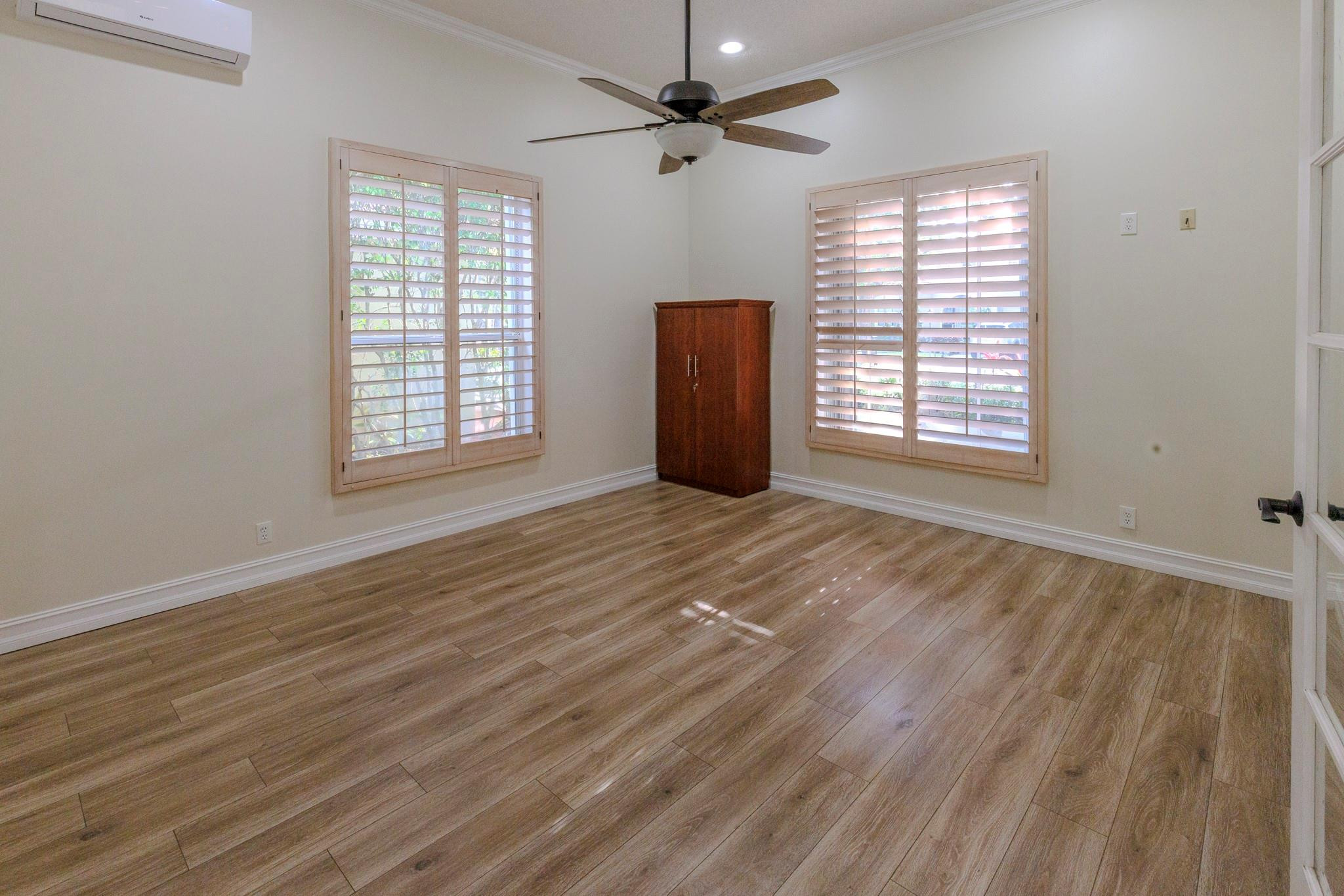EMBASSY LAKES PHASE II - Residential Lease