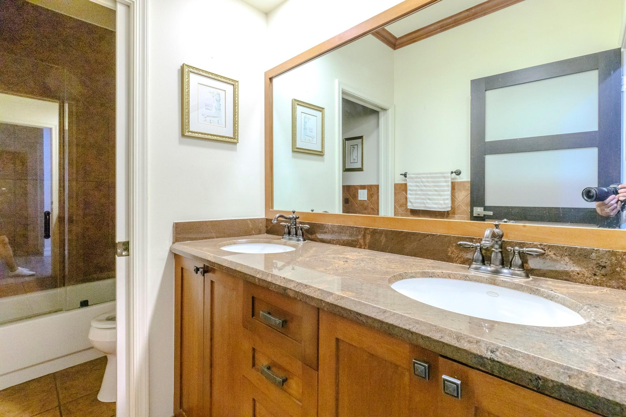EMBASSY LAKES PHASE II - Residential Lease