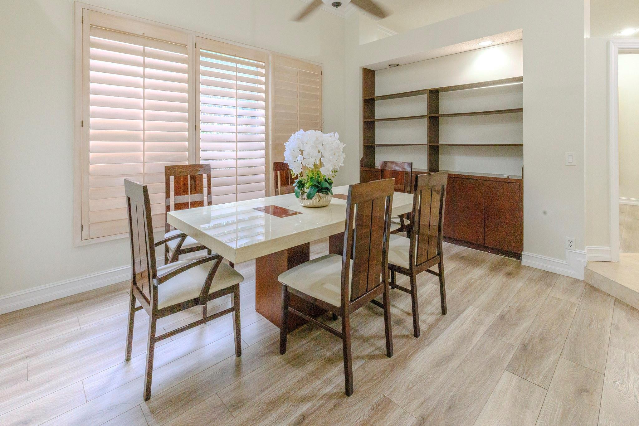 EMBASSY LAKES PHASE II - Residential Lease