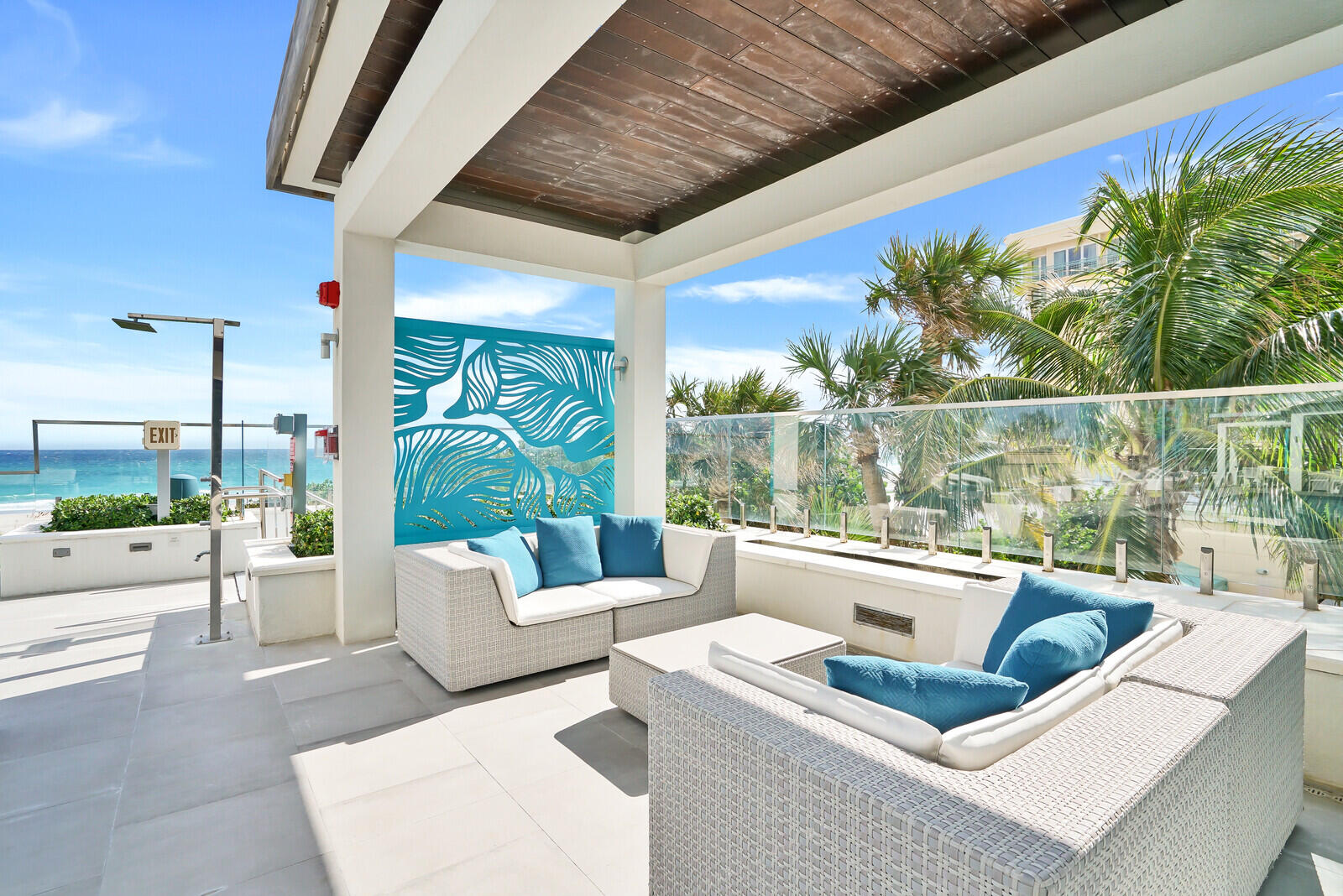 VISTABLUE SINGER ISLAND CONDO - Residential