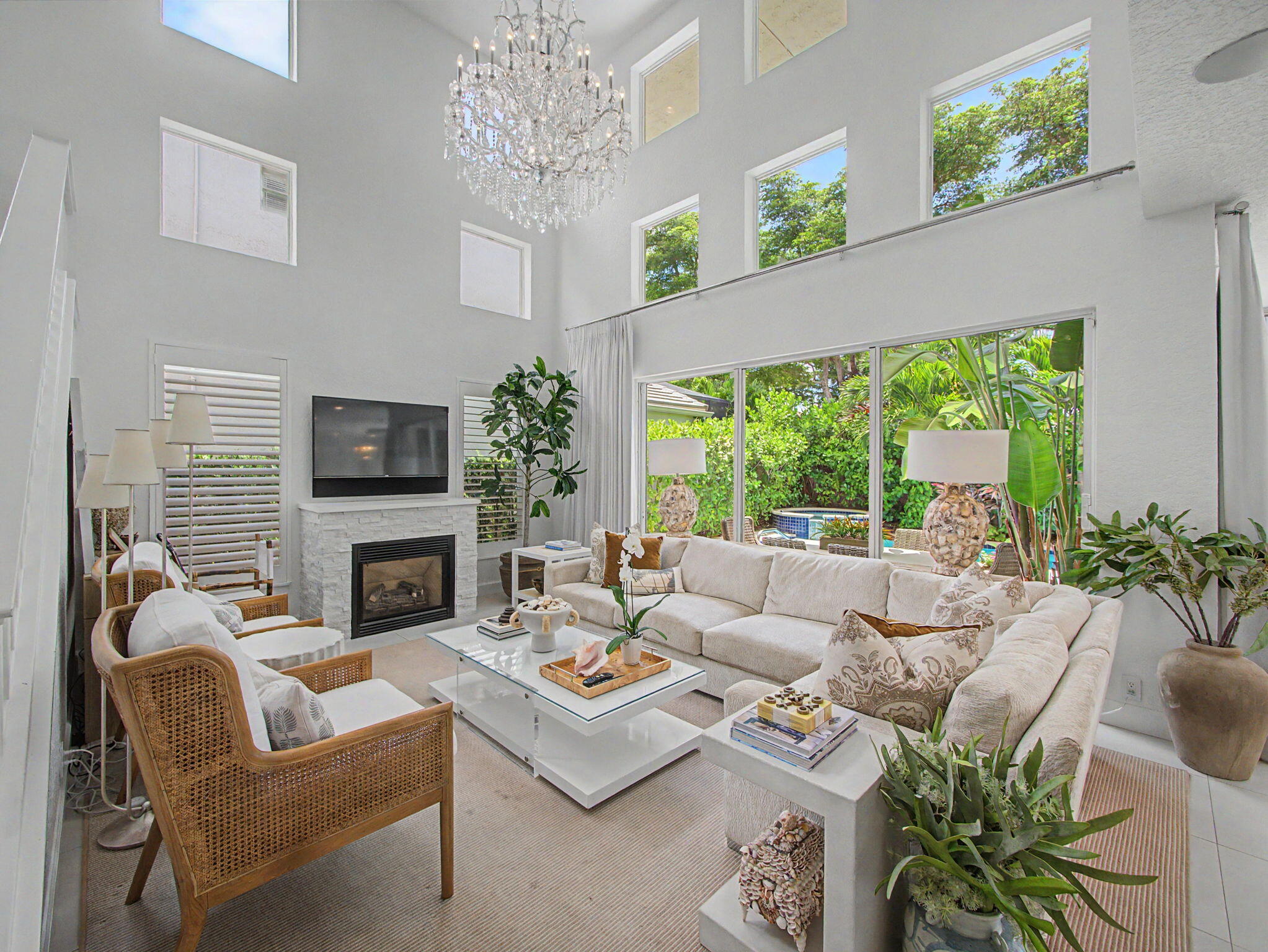 KENSINGTON AT WOODFIELD COUNTRY CLUB - Residential