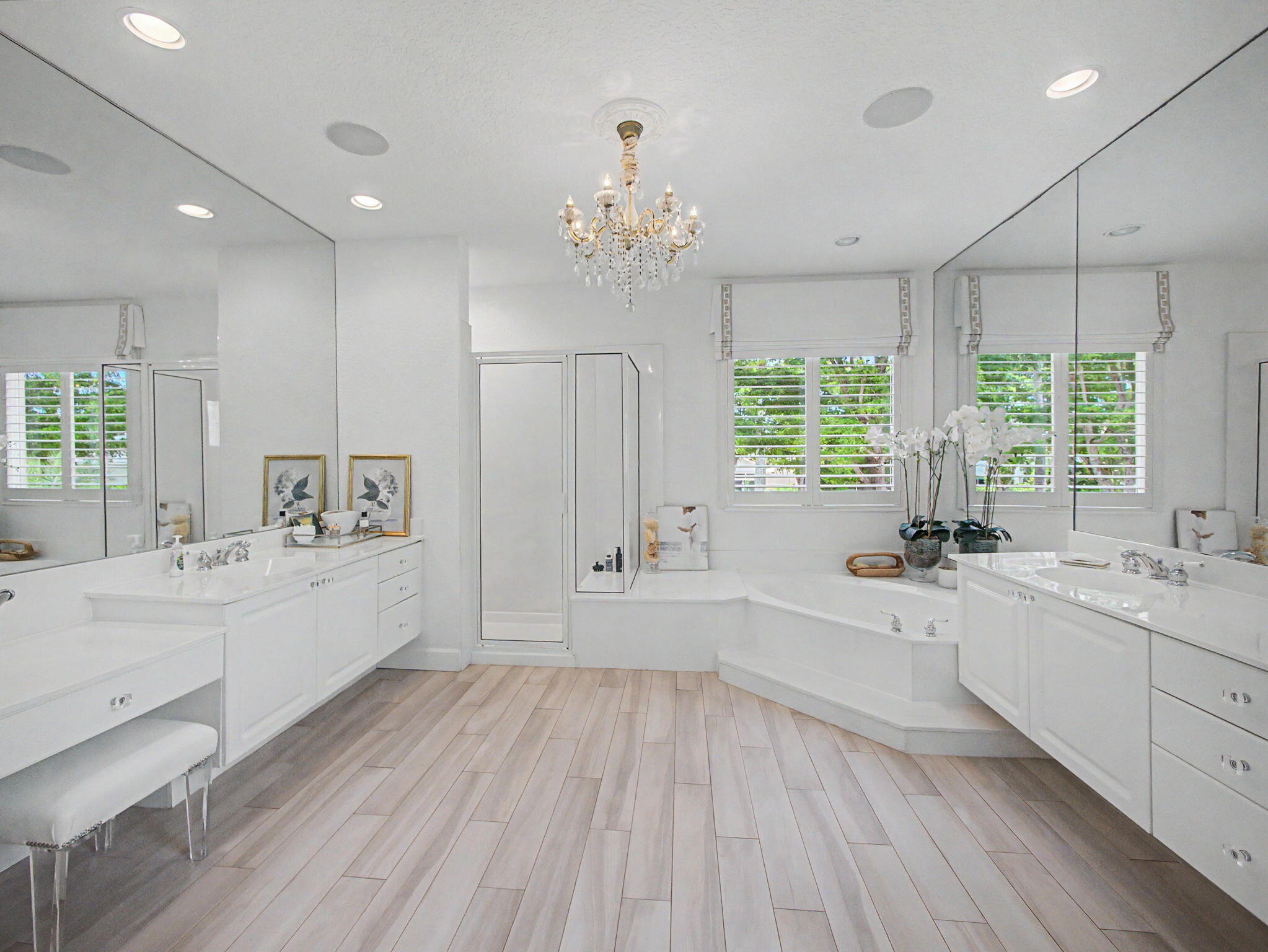 KENSINGTON AT WOODFIELD COUNTRY CLUB - Residential