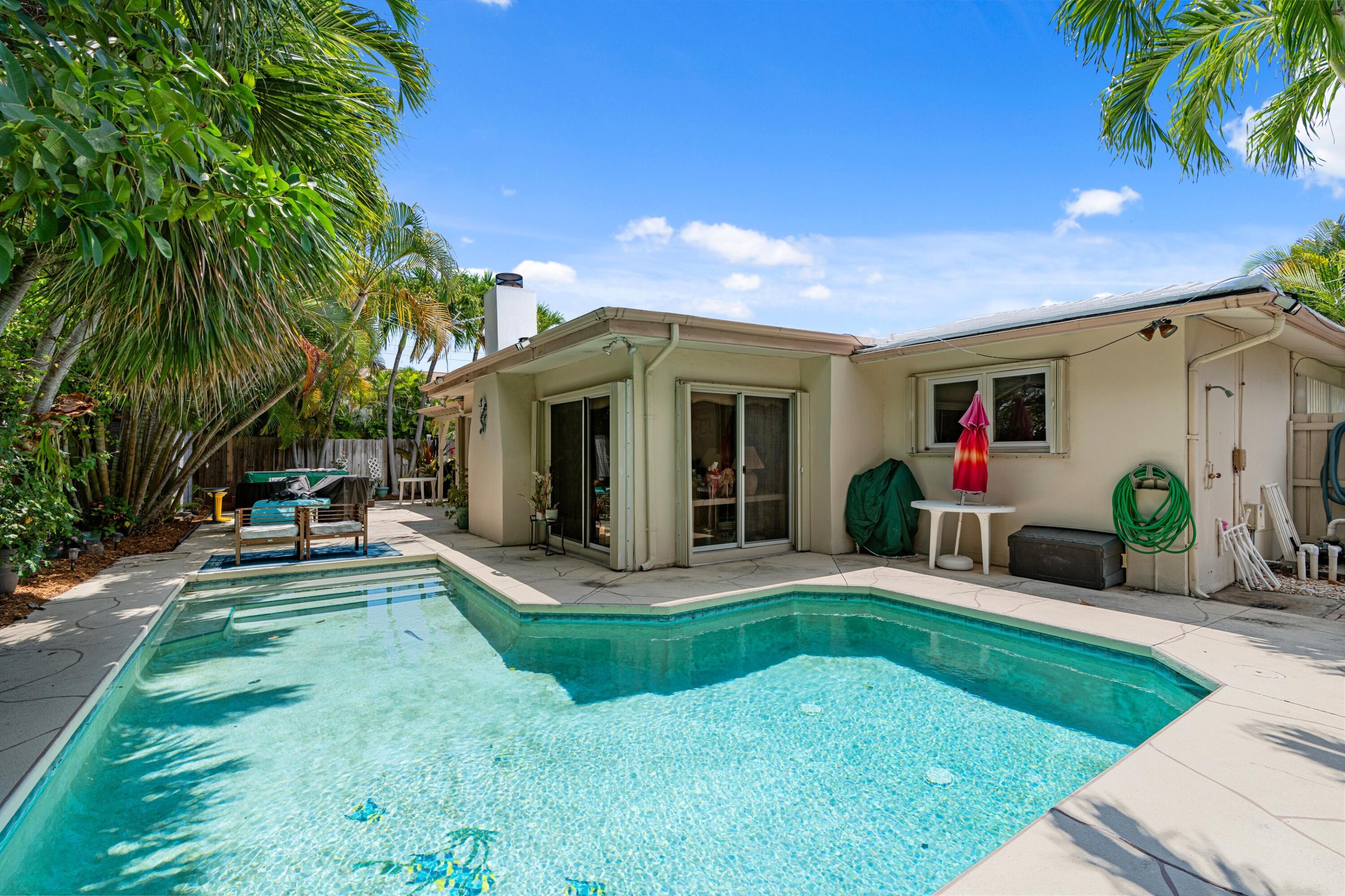 PALM BEACH SHORES - Residential