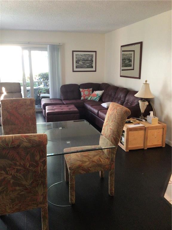 GLADES GOLF & COUNTRY - Residential
