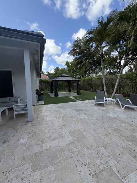 BOCA FALLS PAR S - Residential Lease