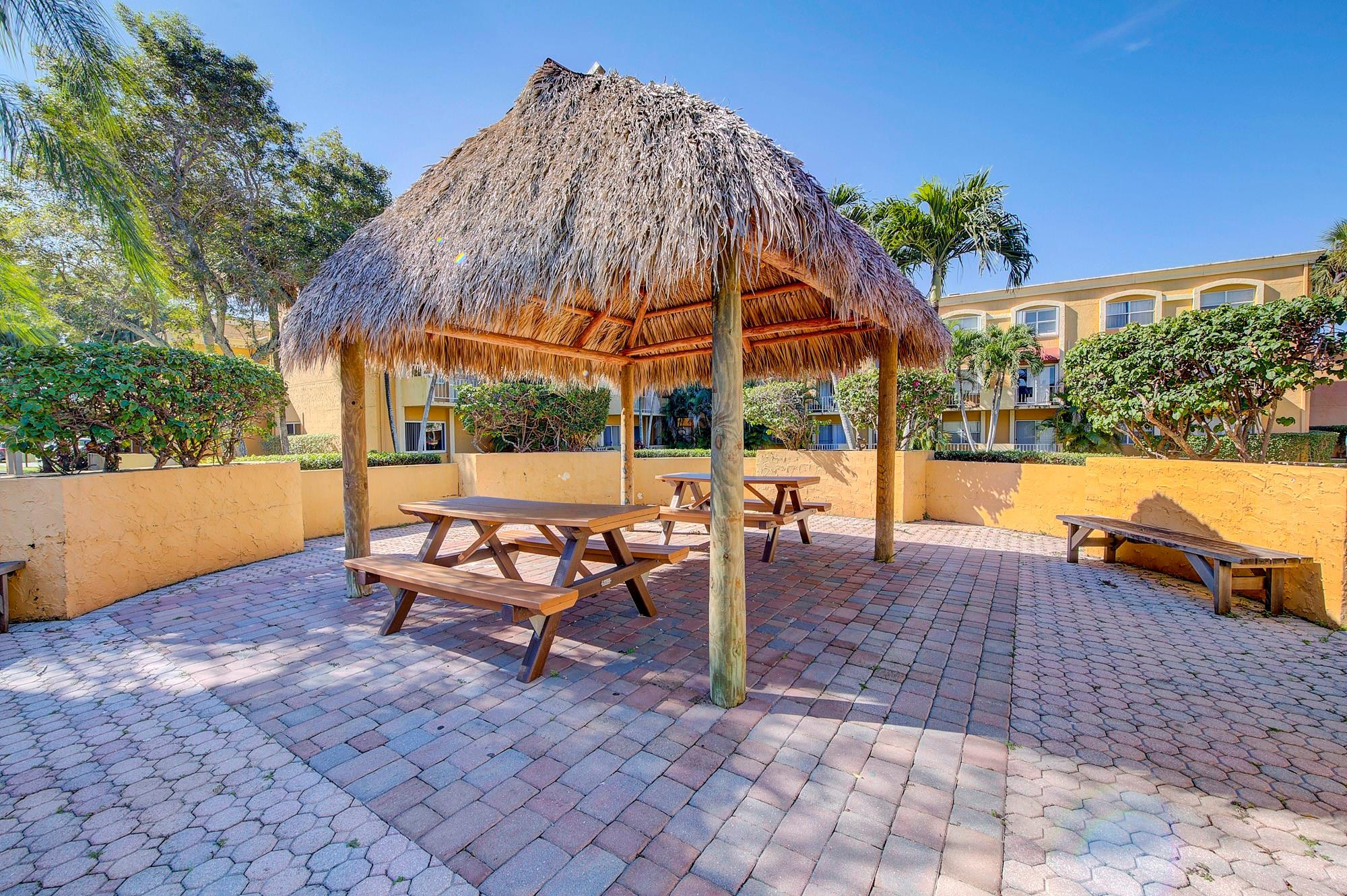 Venetian Gardens - Residential