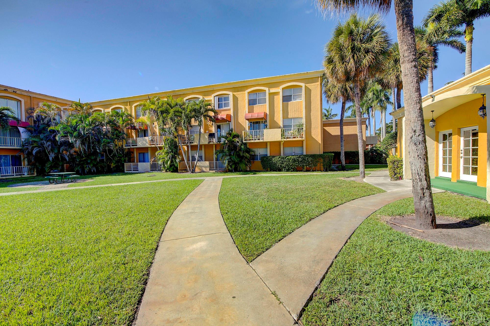 Venetian Gardens - Residential