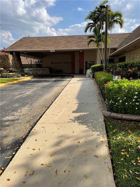 Sunrise Lakes - Residential