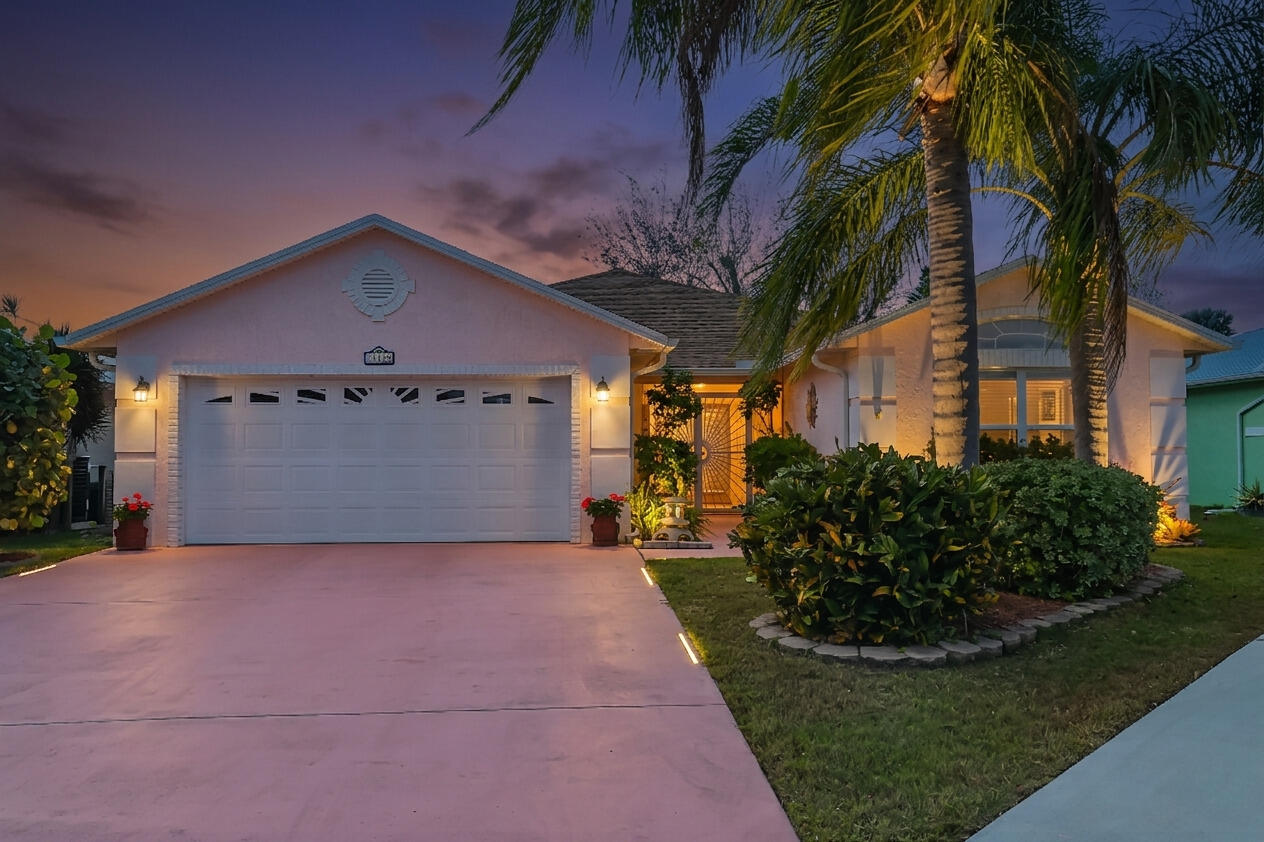SPANISH LAKES FAIRWAYS NE PHASE - Residential