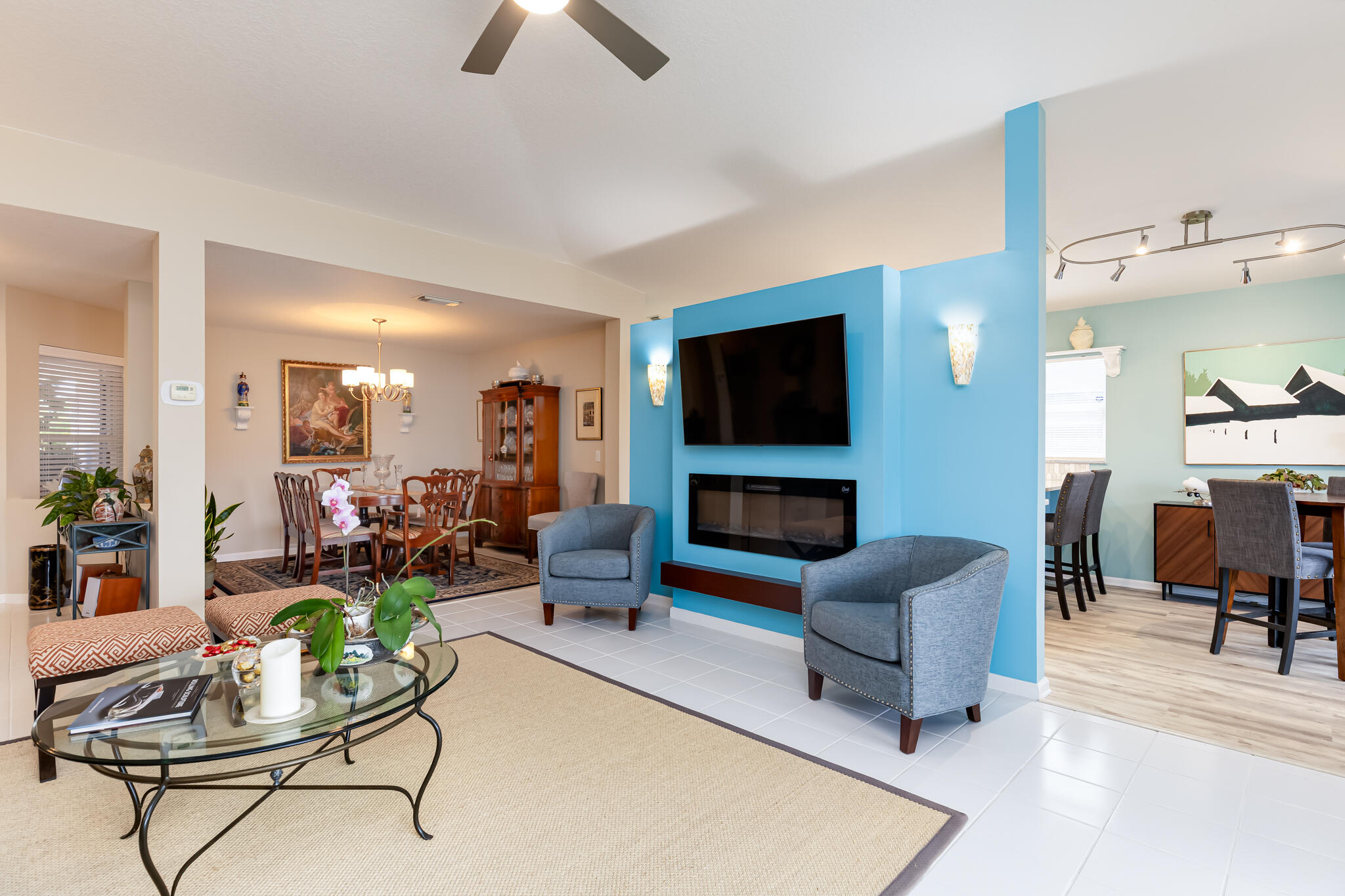 SPANISH LAKES FAIRWAYS NE PHASE - Residential