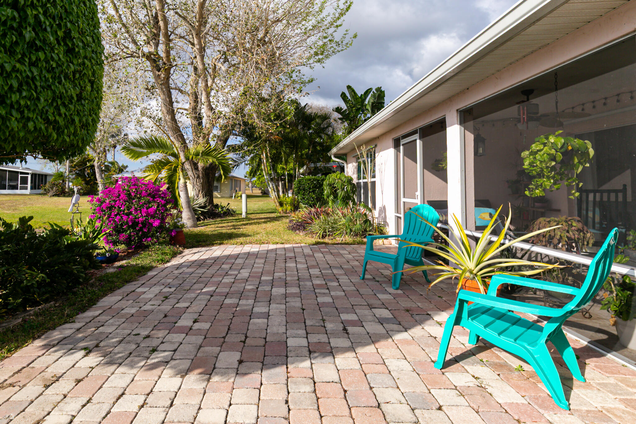 SPANISH LAKES FAIRWAYS NE PHASE - Residential