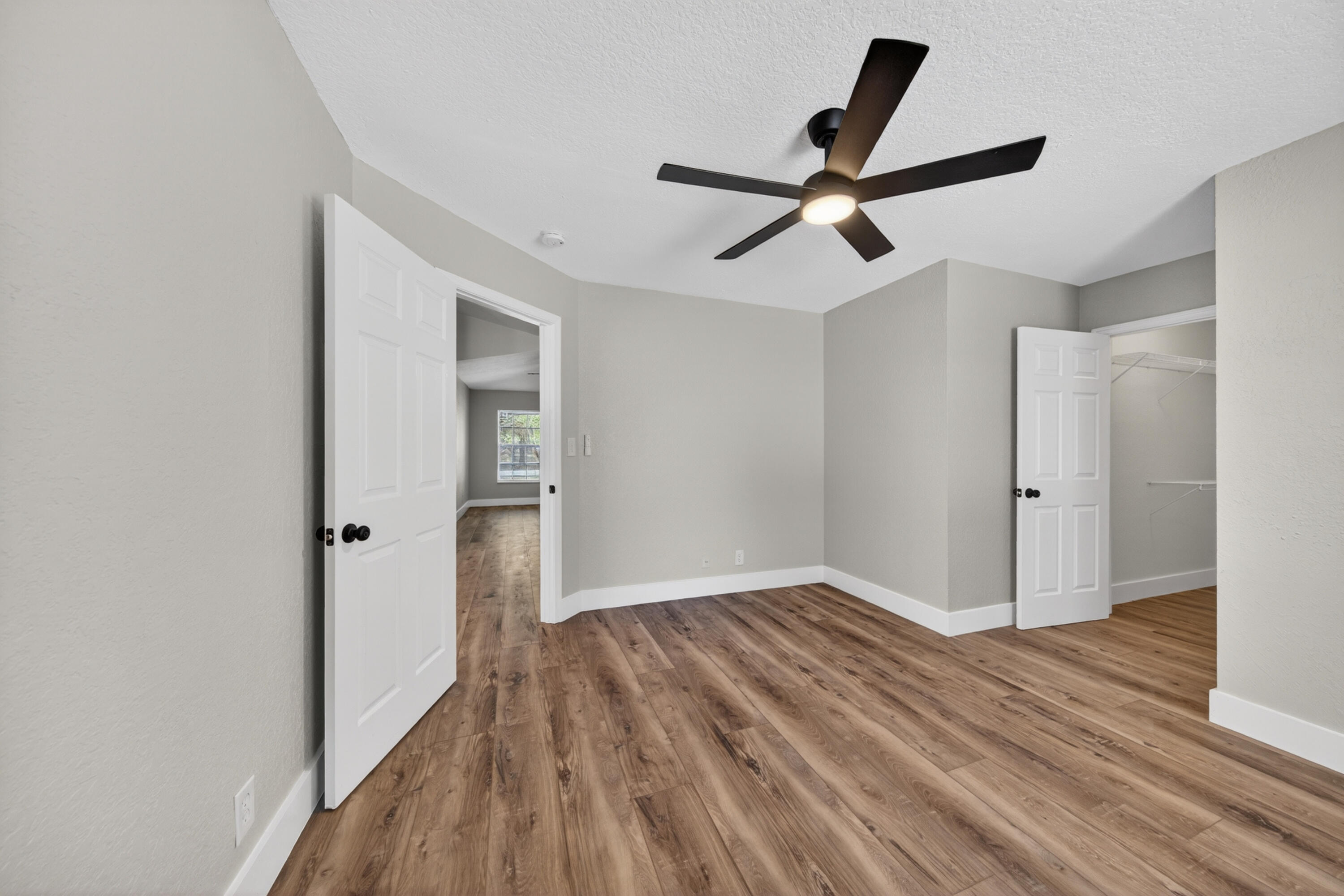 DELRAY TOWN OF - Residential Lease