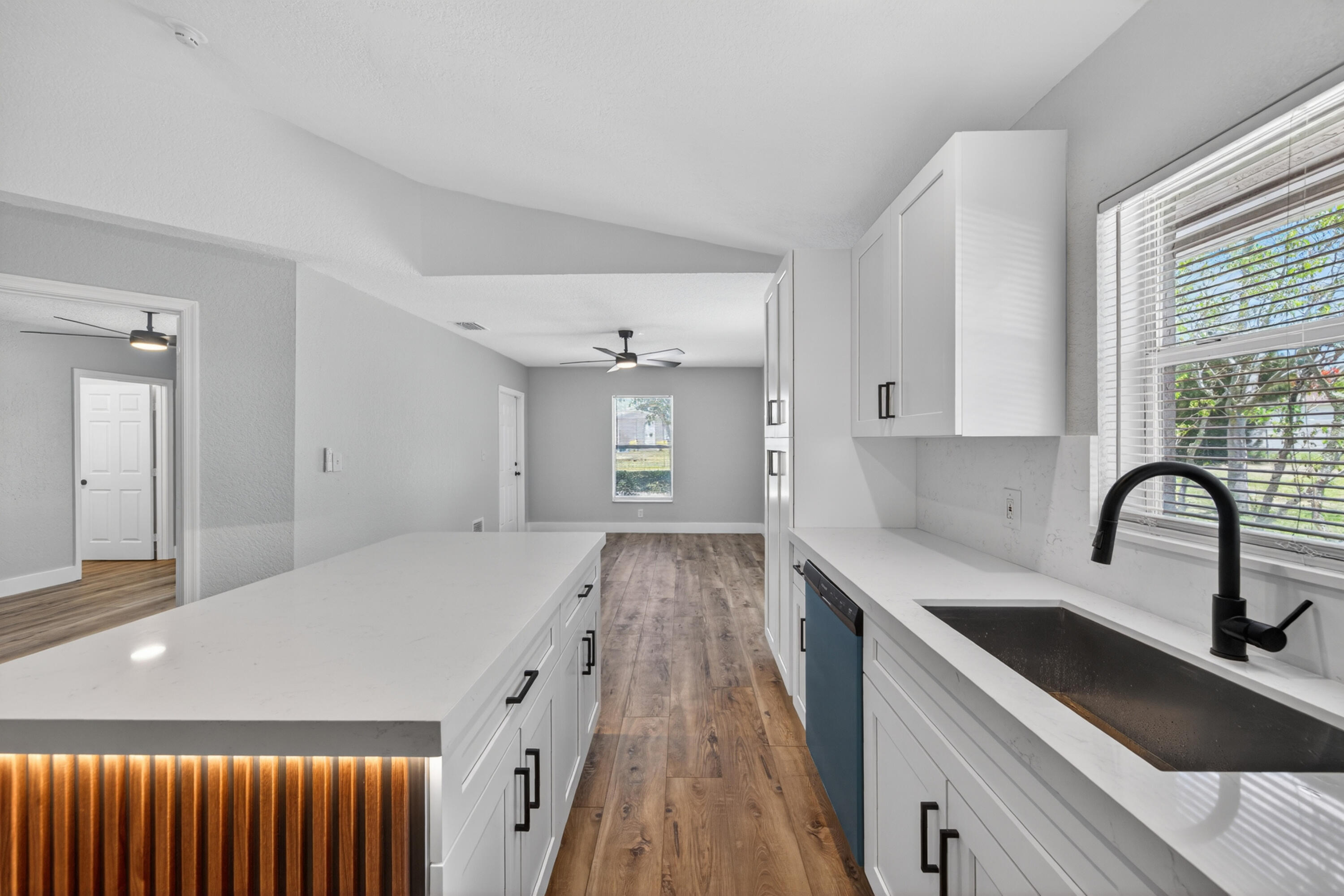 DELRAY TOWN OF - Residential Lease