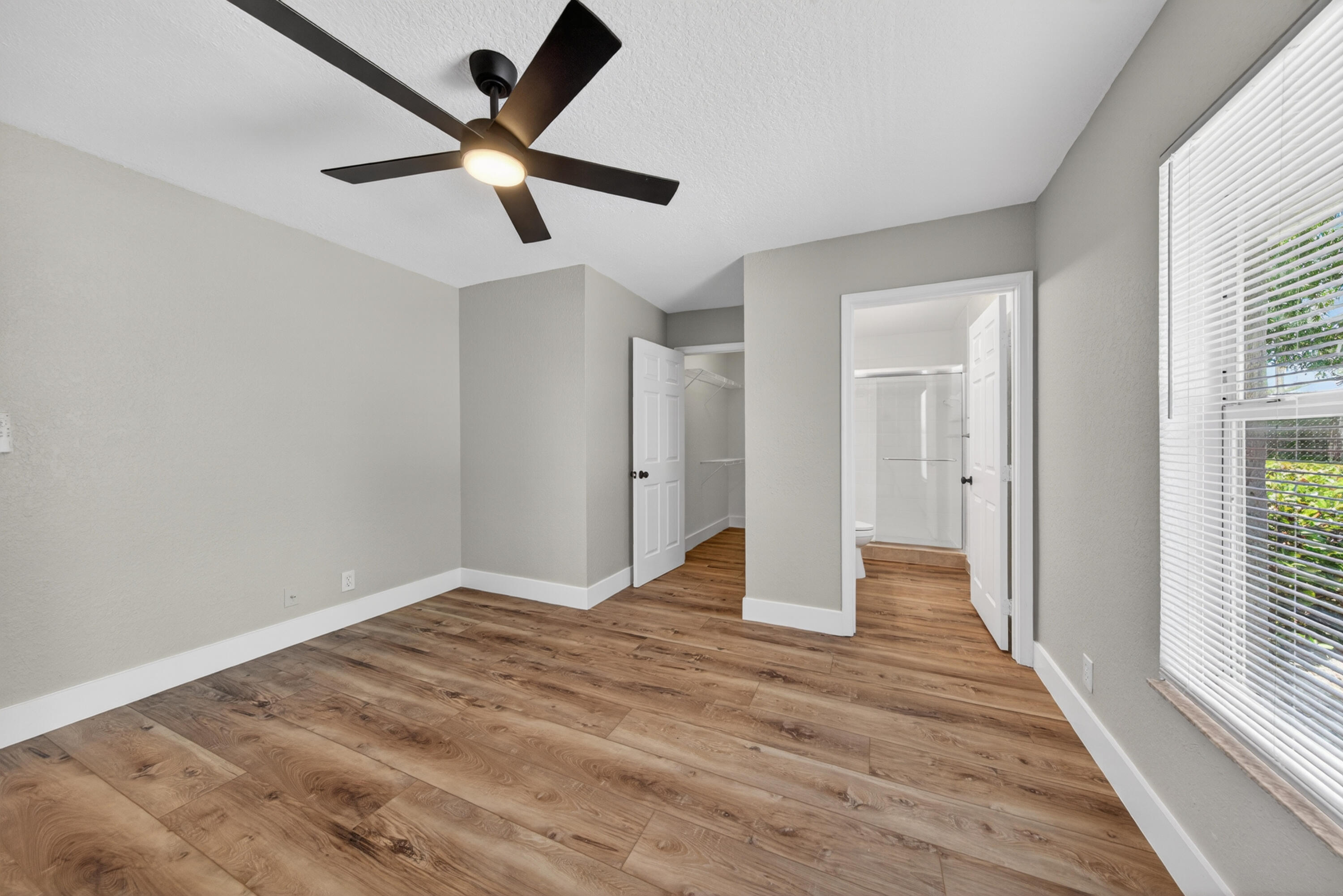DELRAY TOWN OF - Residential Lease