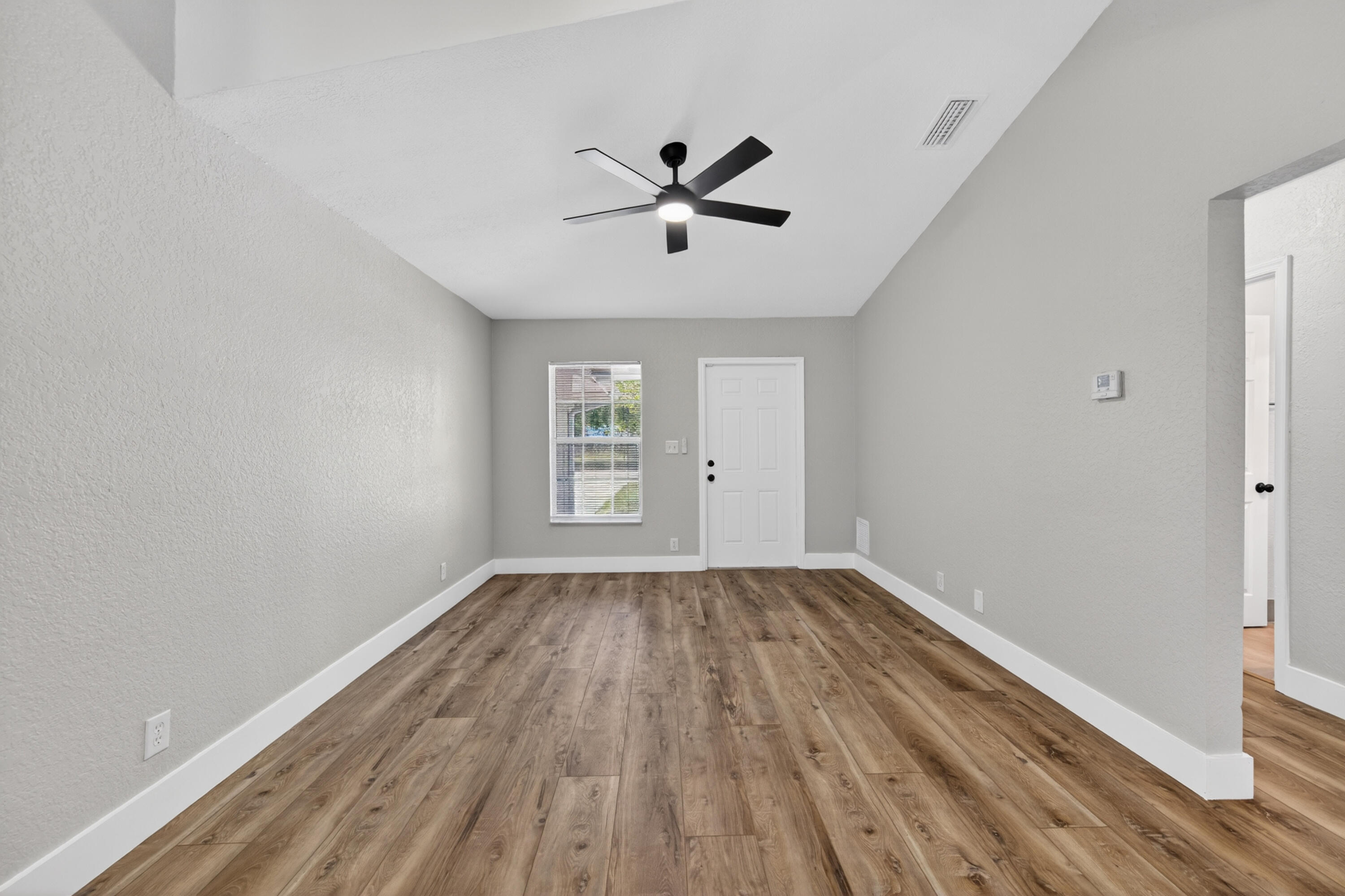 DELRAY TOWN OF - Residential Lease