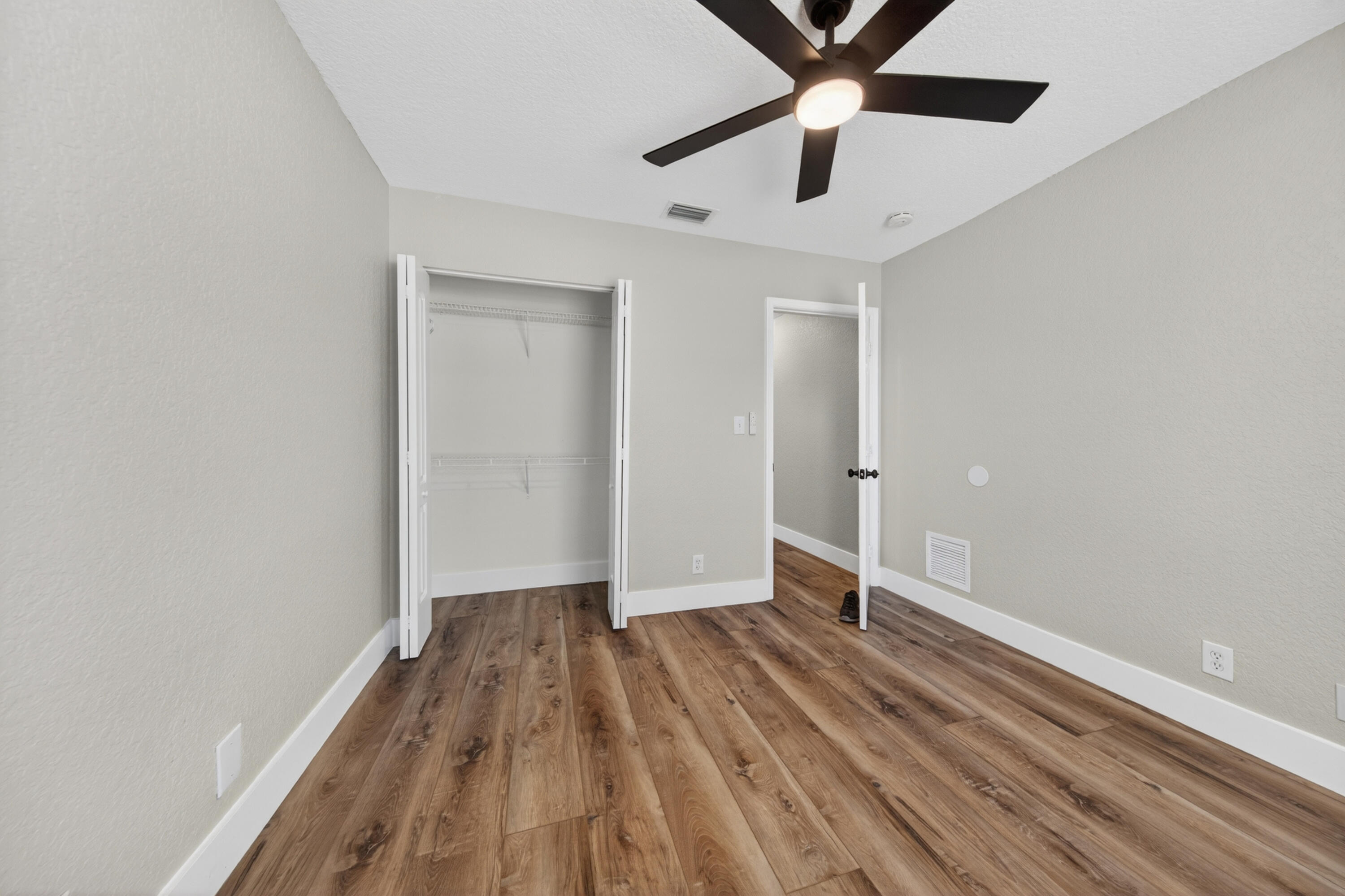 DELRAY TOWN OF - Residential Lease