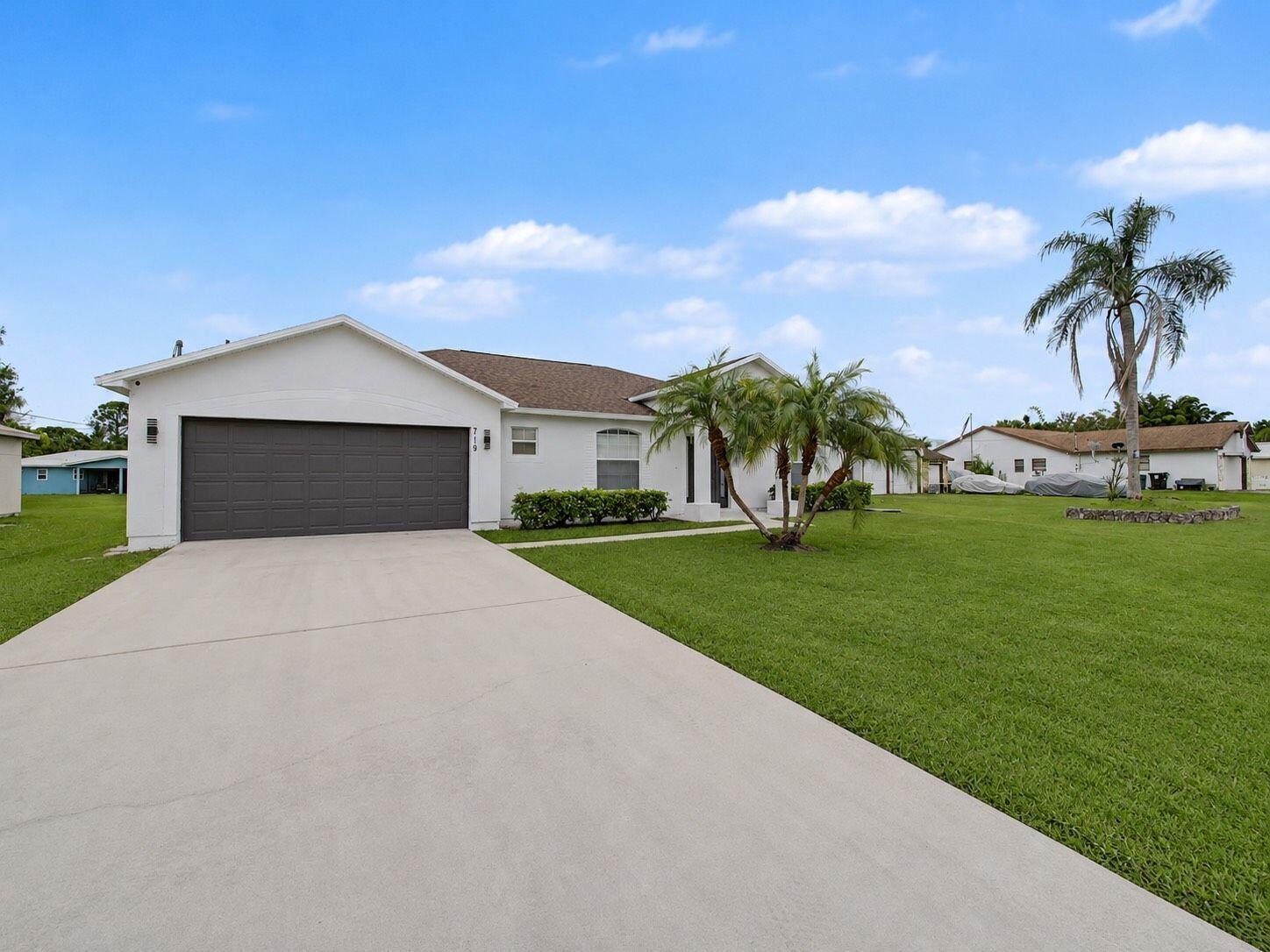 PORT ST LUCIE SECTION 27 - Residential