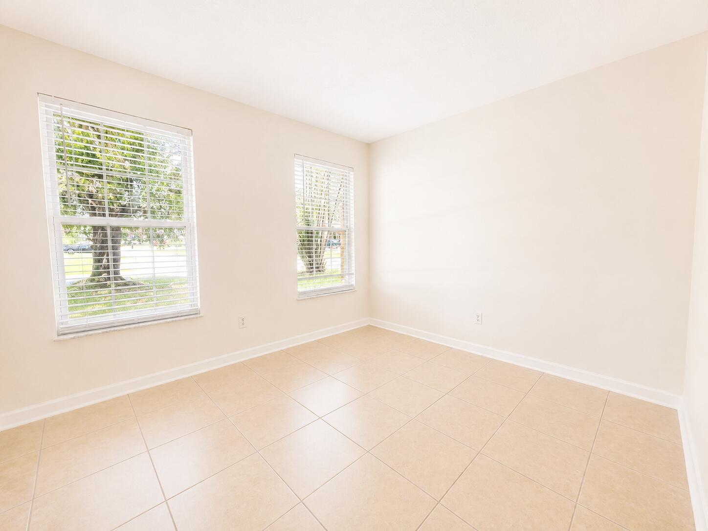 PORT ST LUCIE SECTION 14 - Residential Lease