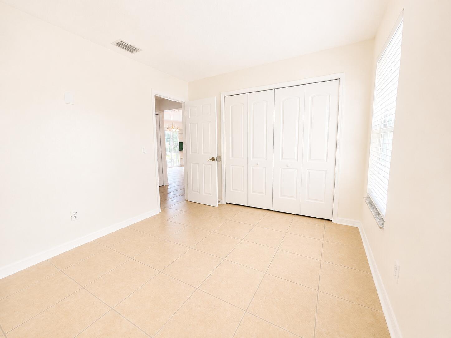 PORT ST LUCIE SECTION 14 - Residential Lease