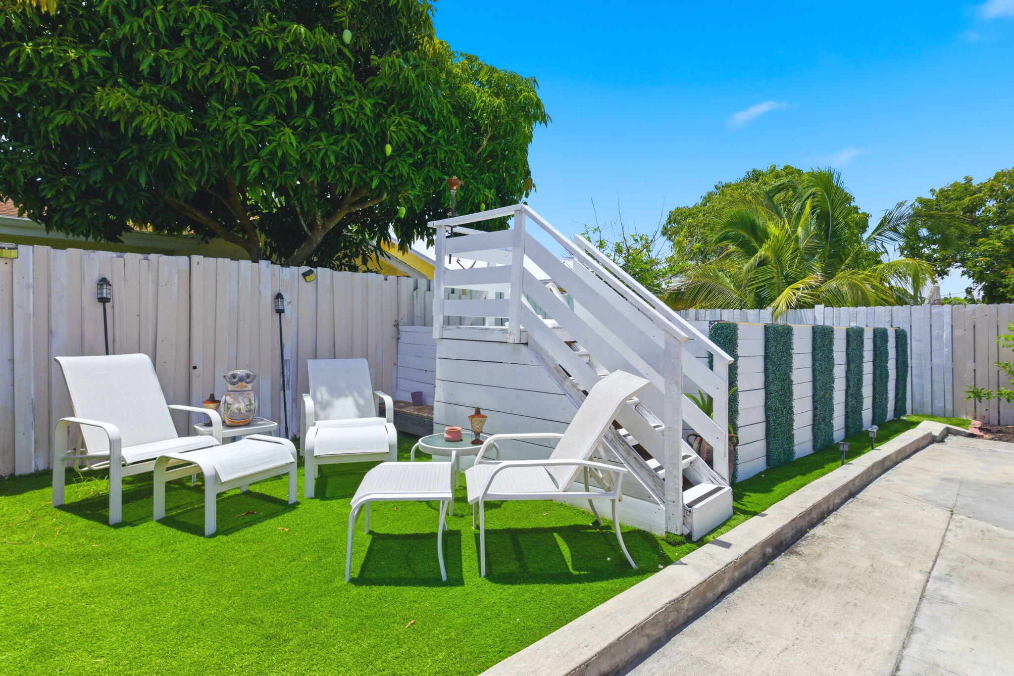 SANDALFOOT COVE SEC 11 - Residential