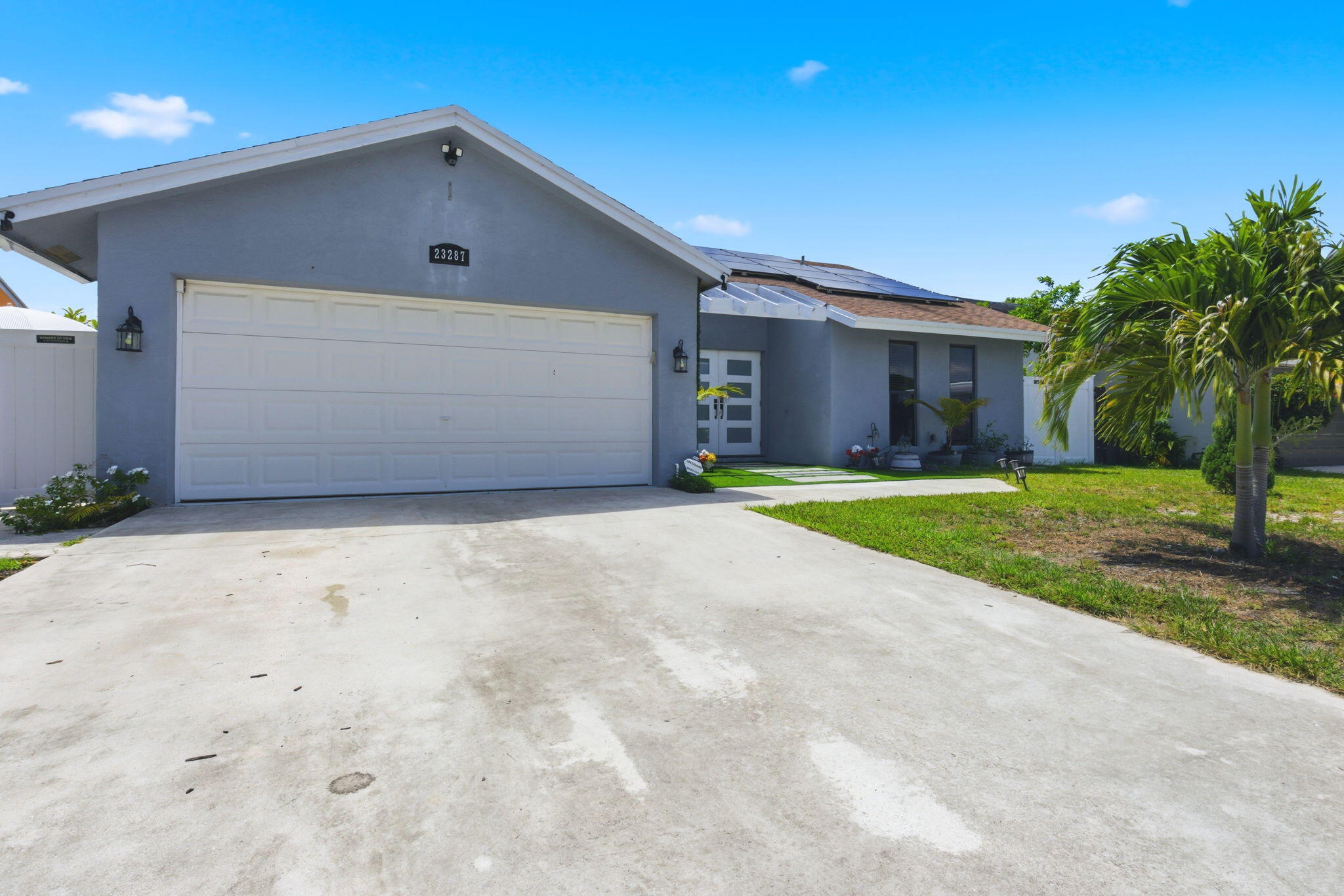 SANDALFOOT COVE SEC 11 - Residential