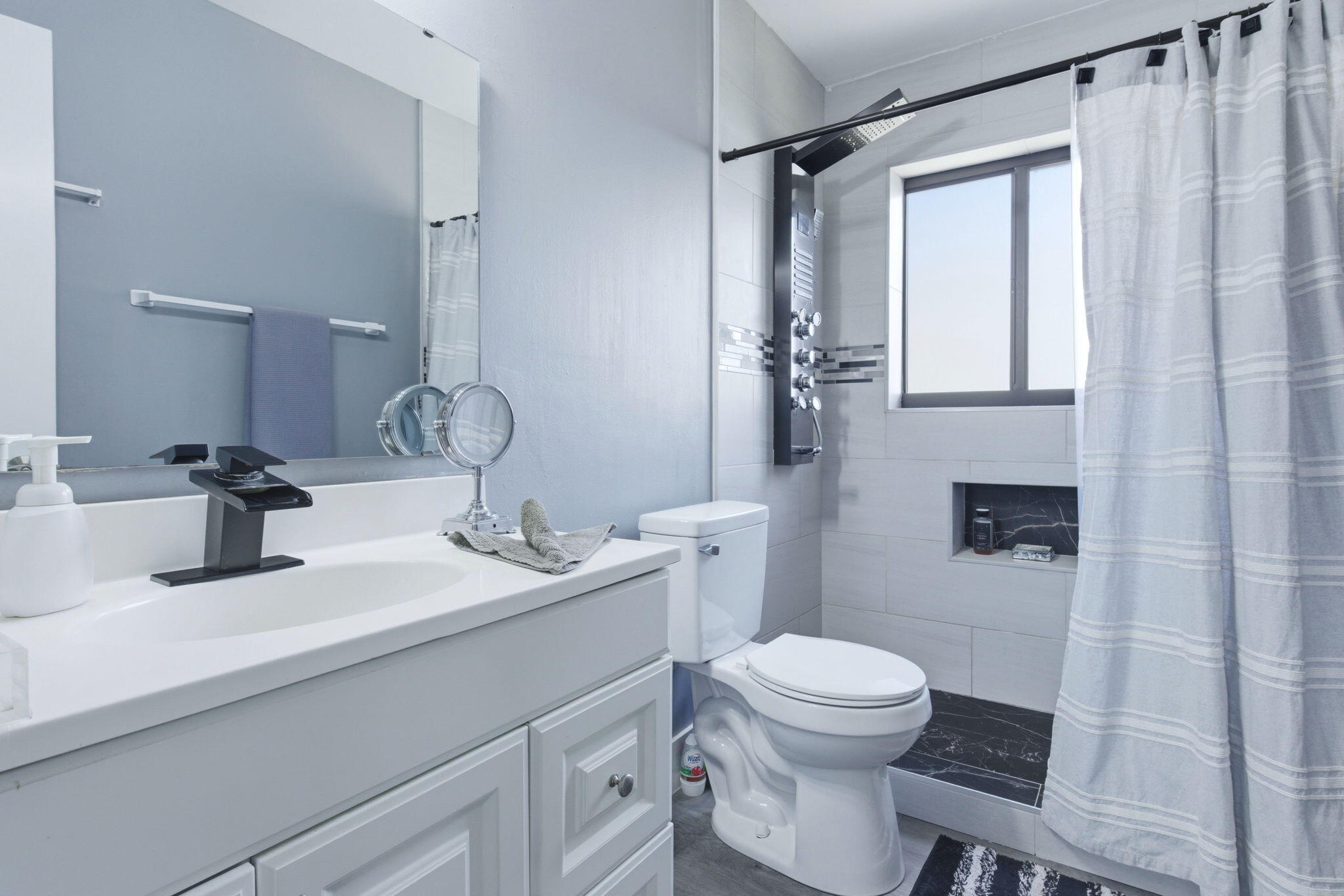 SANDALFOOT COVE SEC 11 - Residential